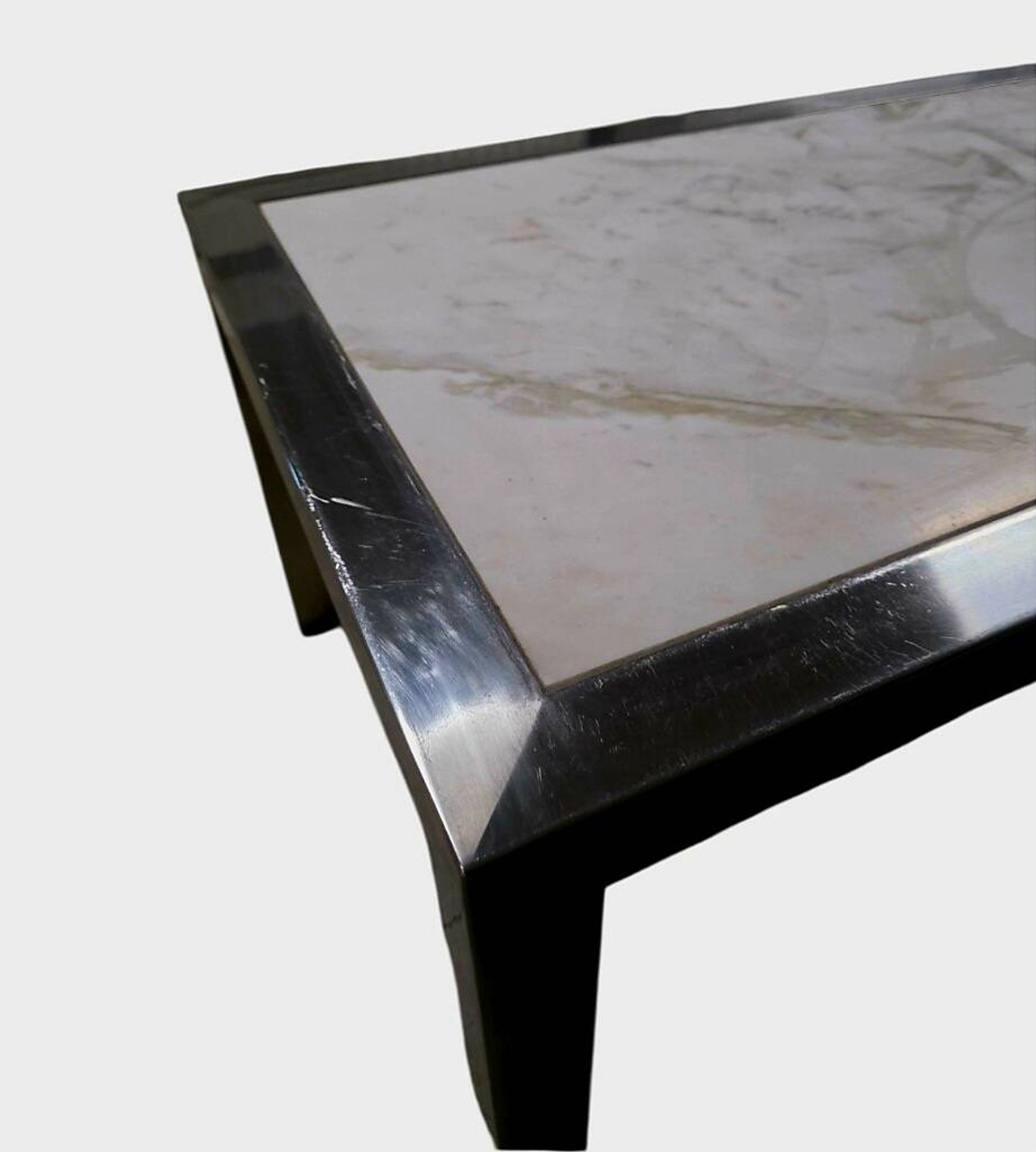 Table basse en marbre blanc – Circa 1970