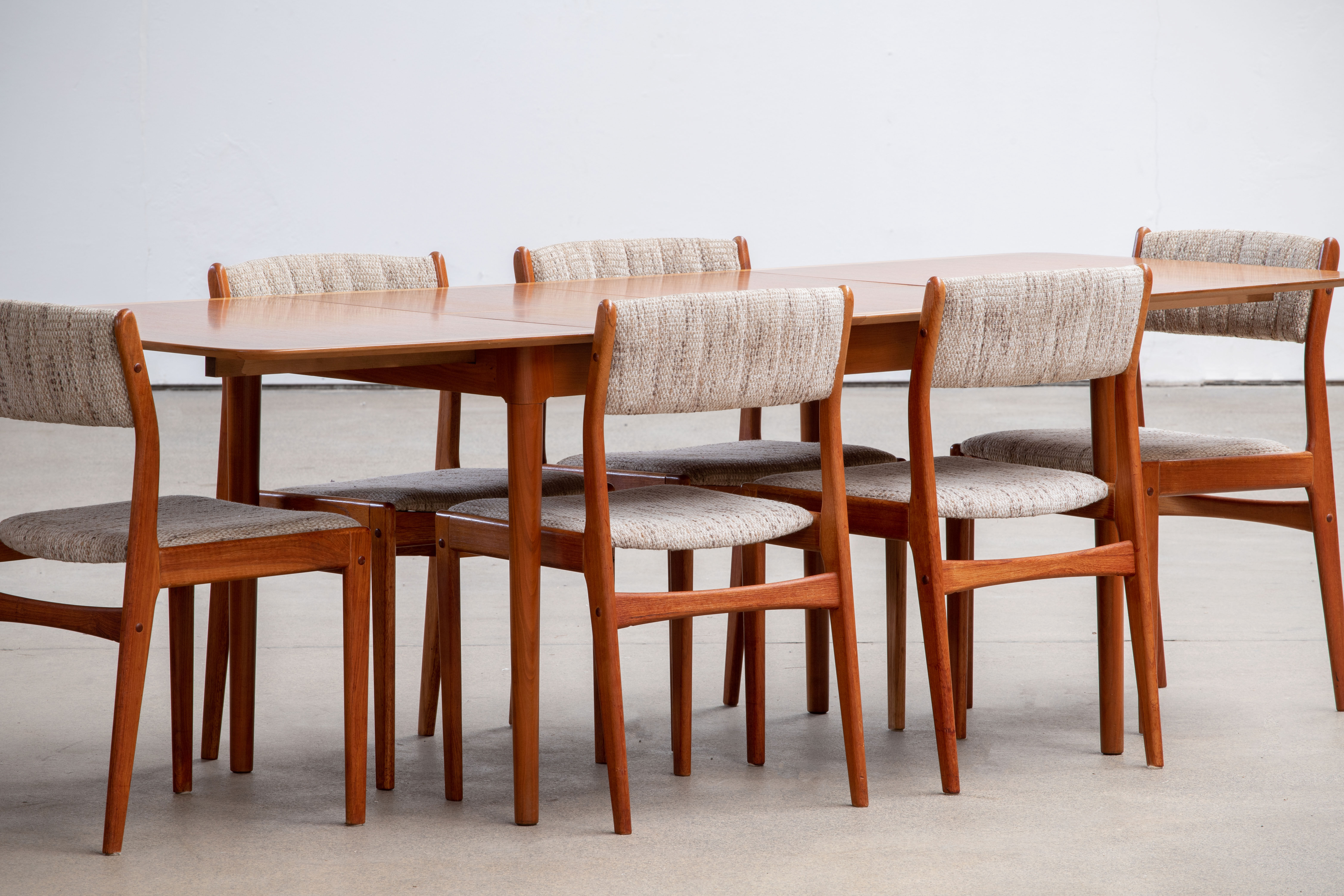 Scandinavian vintage extendable table double extension 1960