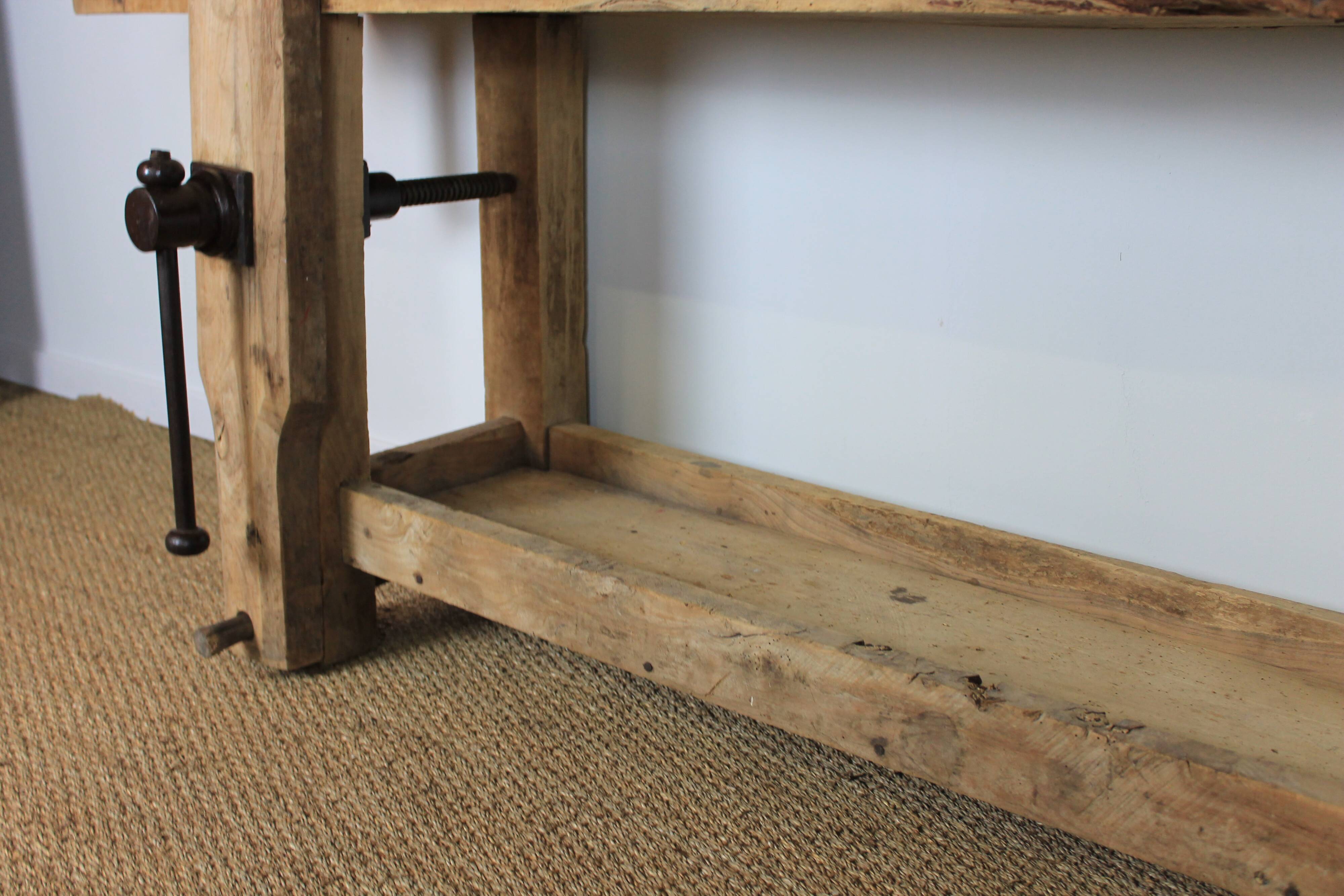 Carpenter's workbench