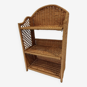 Folding rattan shelf