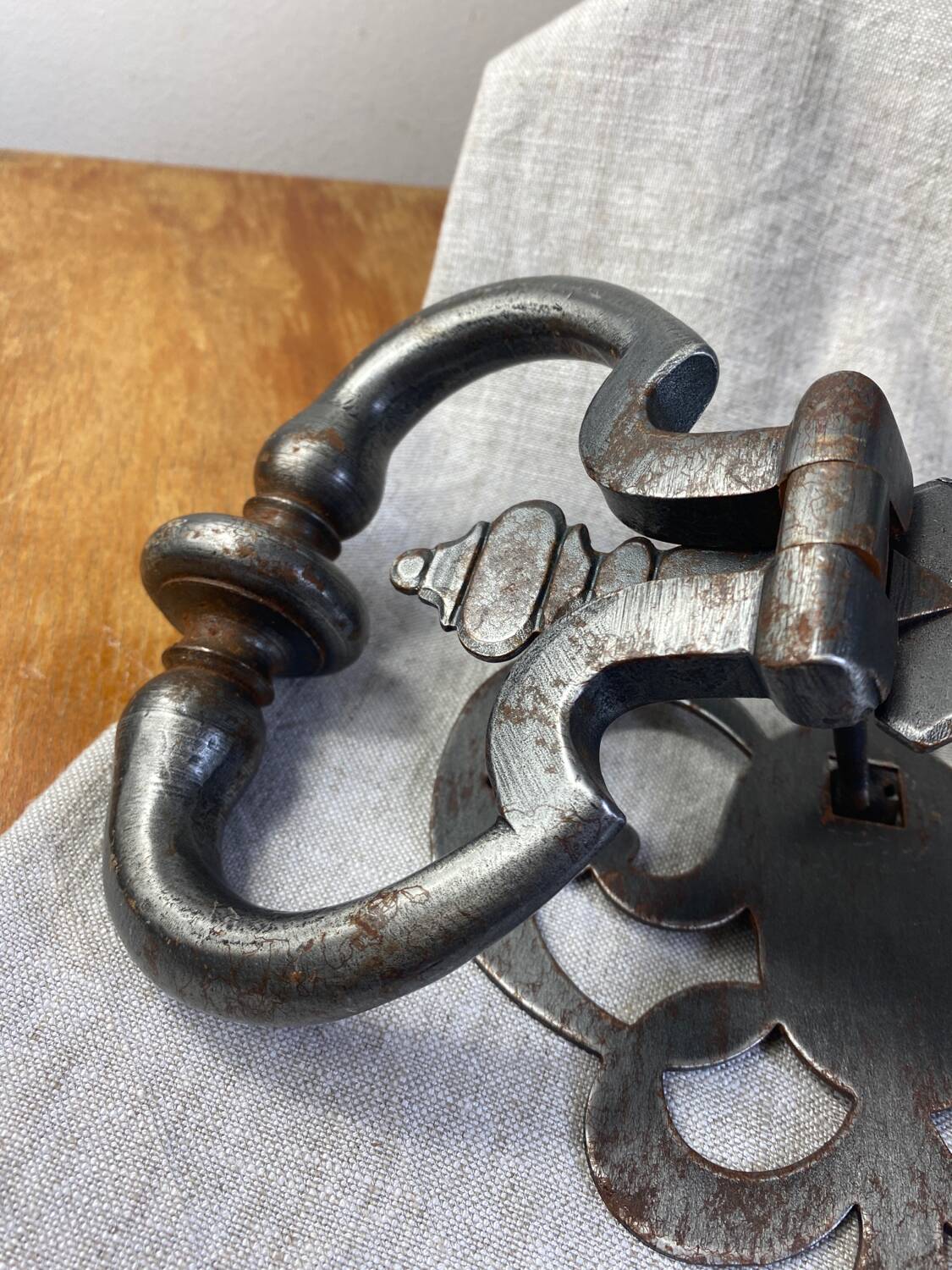 Metal door knocker