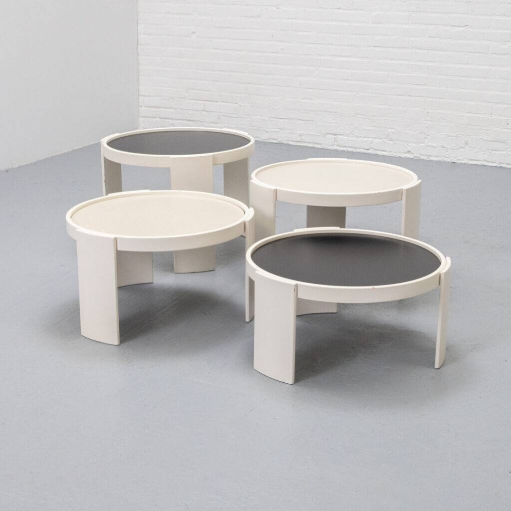 Cassina 780/783 Nesting Tables Gianfranco Frattini 1970s