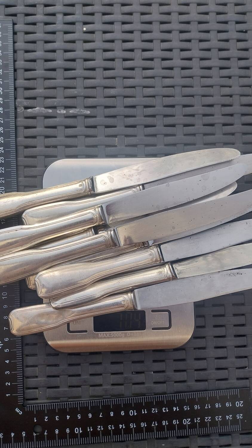 Set of silver metal knives - François Frionet