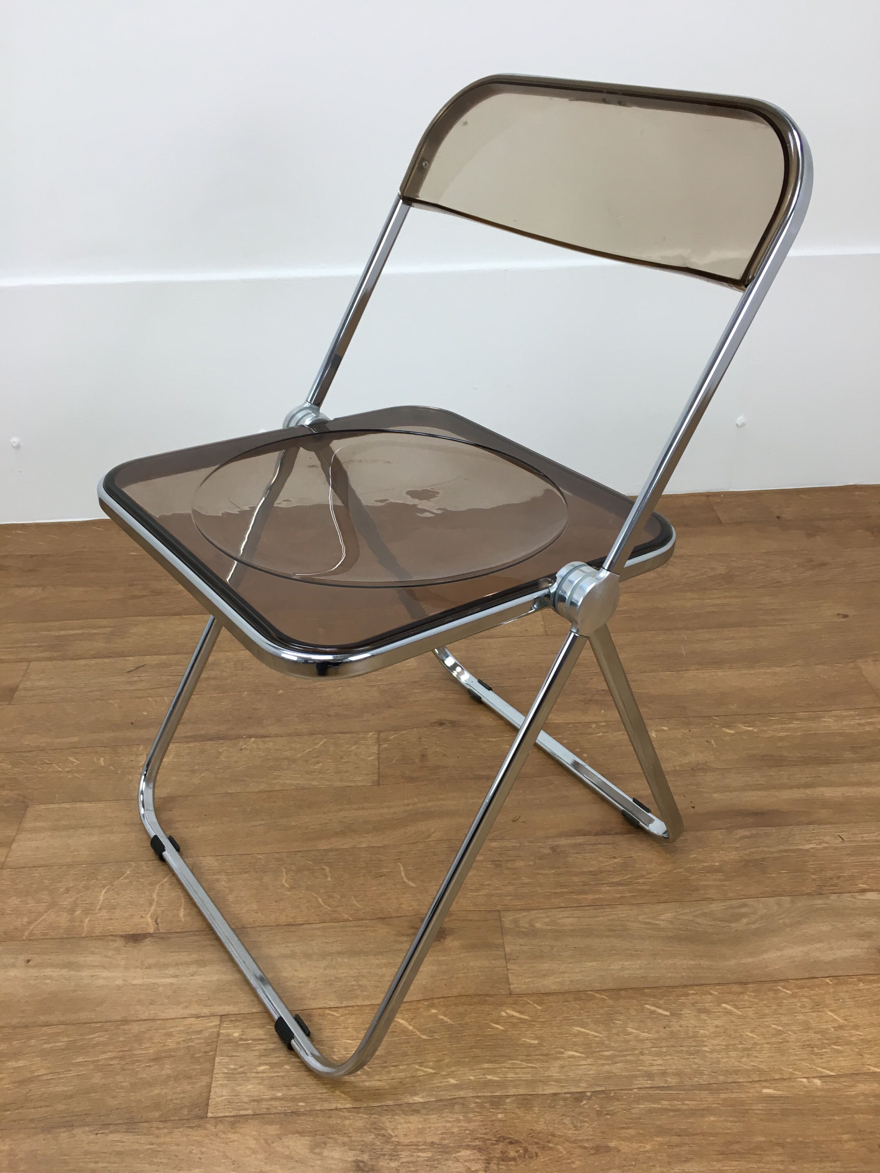 Giancarlo Piretti's Plia Chair for Anonima Castelli