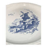 Set of 11 flat plates