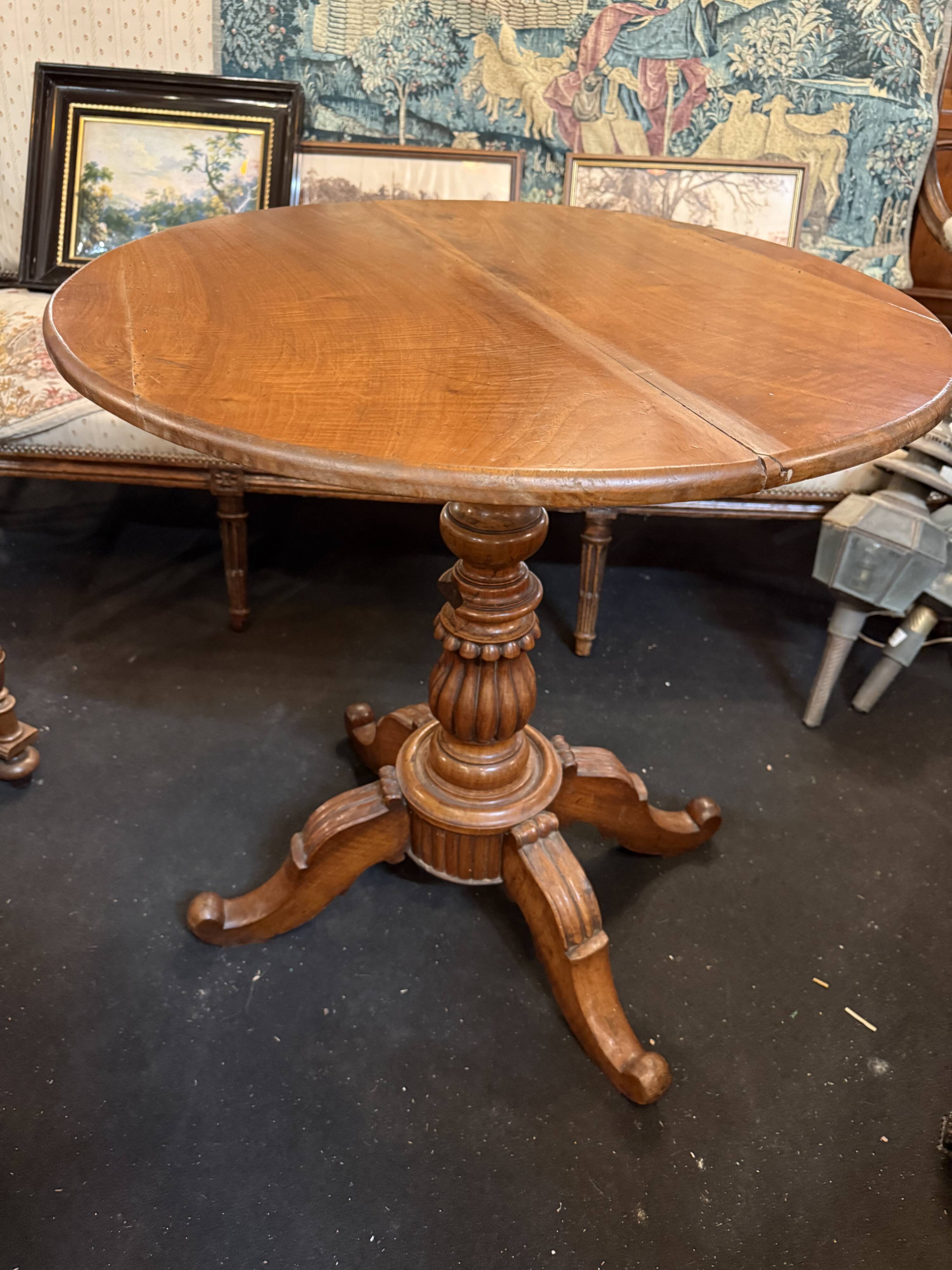 Louis Philippe walnut gueridon