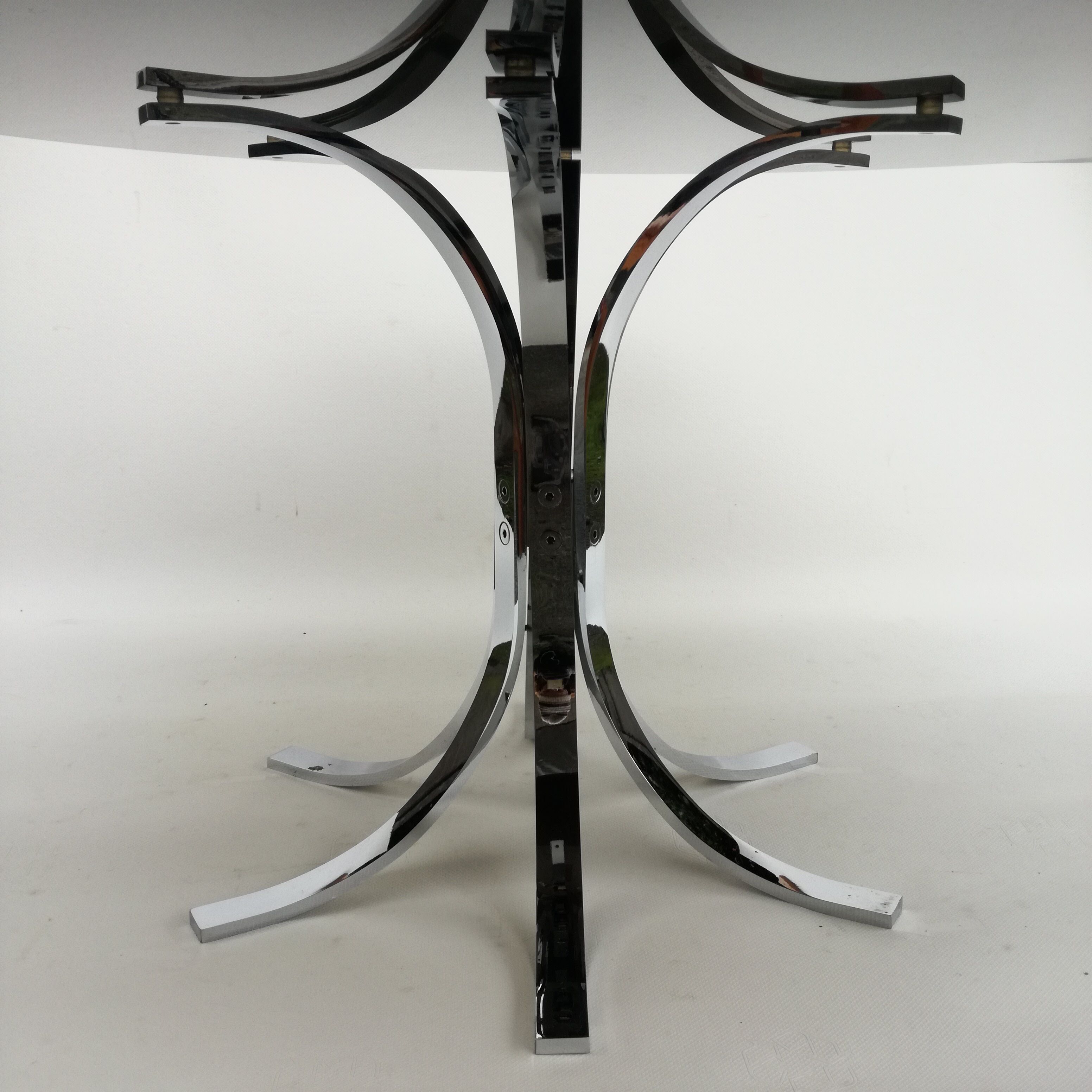 Smoked glass coffee table - Ø90cm