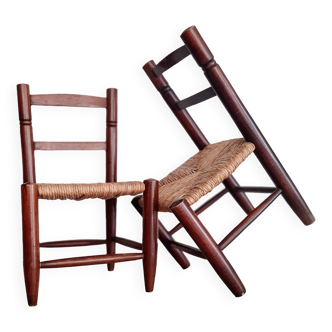 Deux mini chaises en bois et paille - look brutaliste
