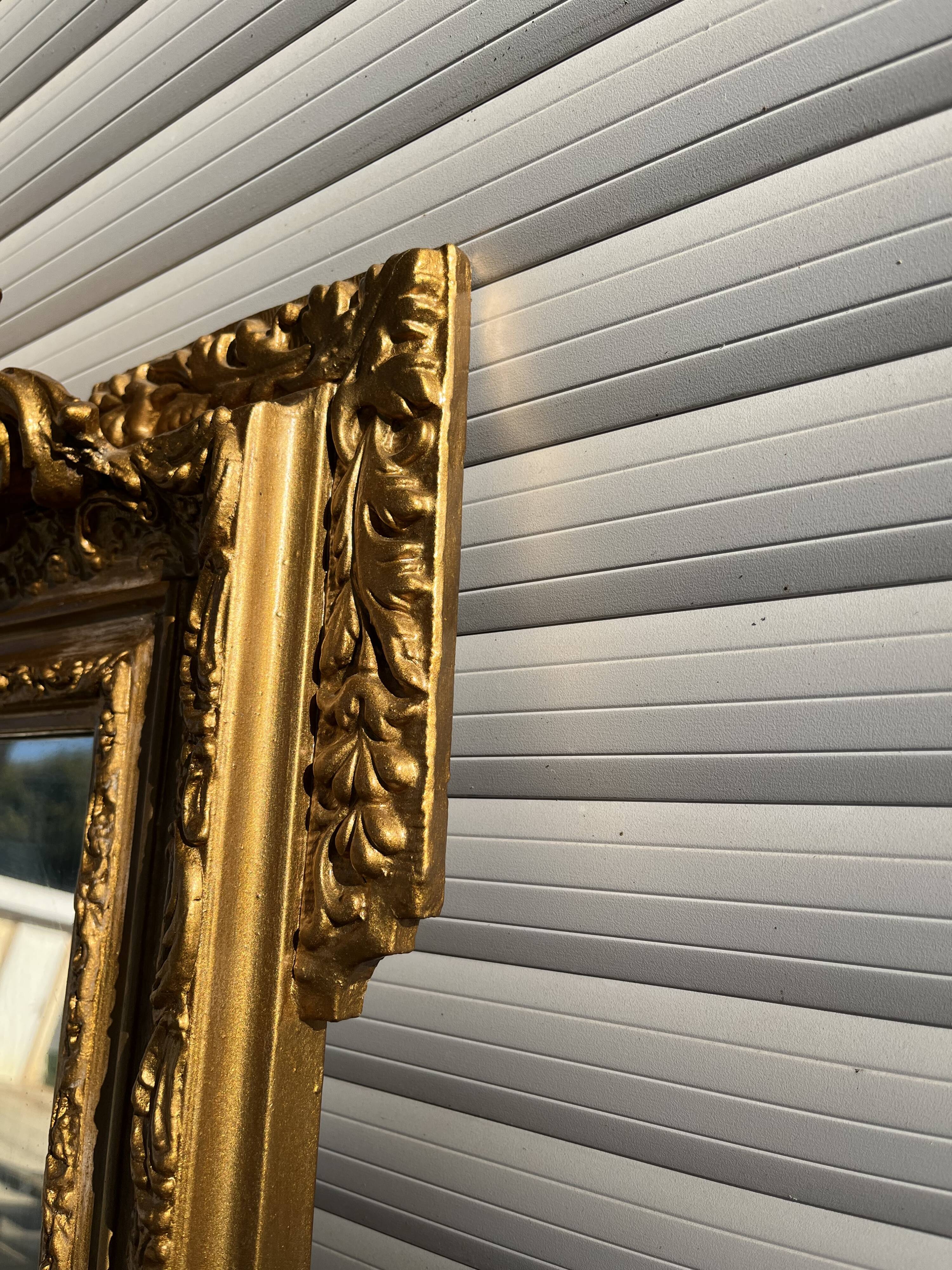 Golden mirror