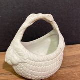 Basket tray-pouch bouquetière in porcelain biscuit