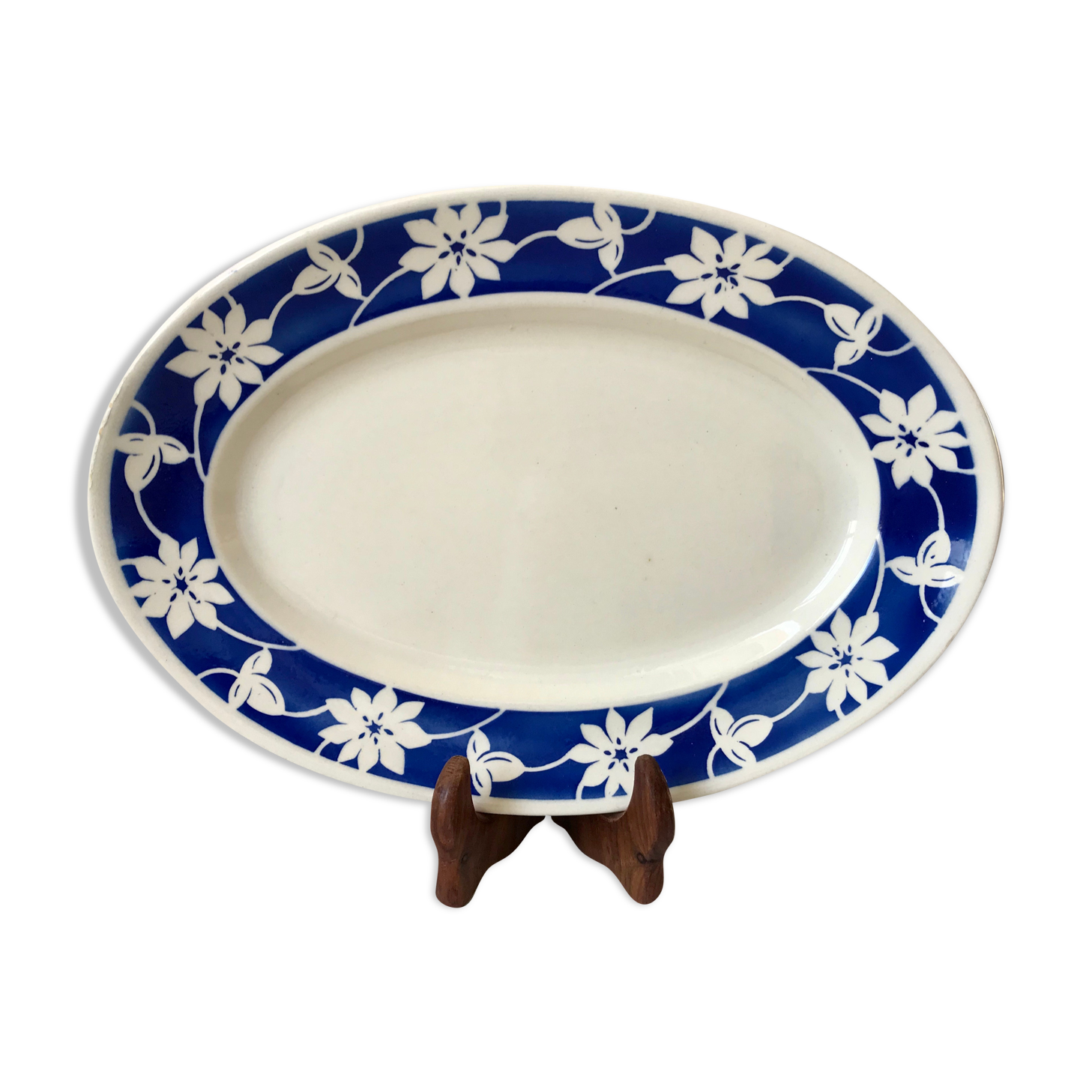 Flat oval Badonviller blue klein 30s