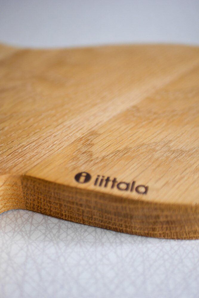 Serving platter in oak by Alvar Aalto for Iittala