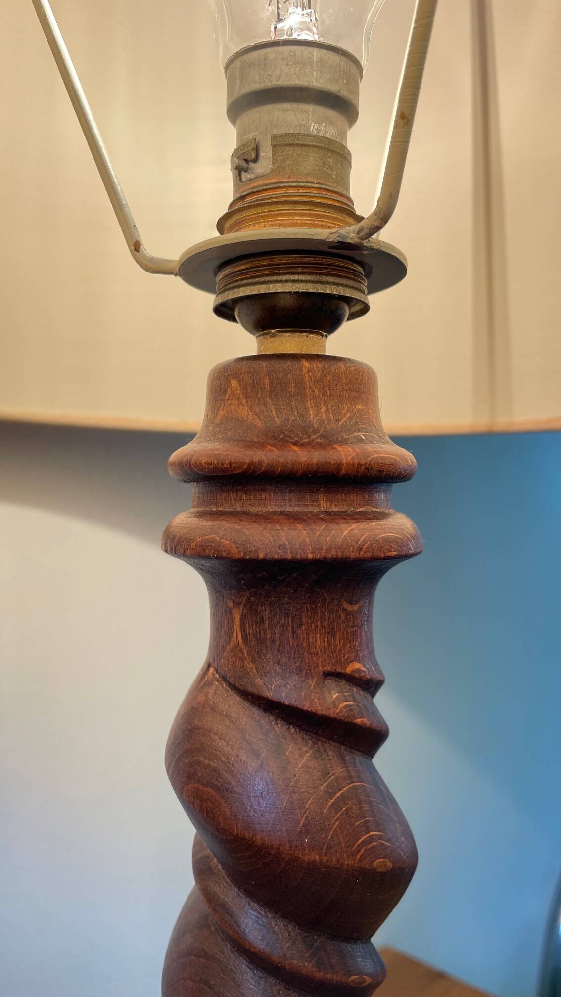 Charles Dudouyt vintage country style lamp
