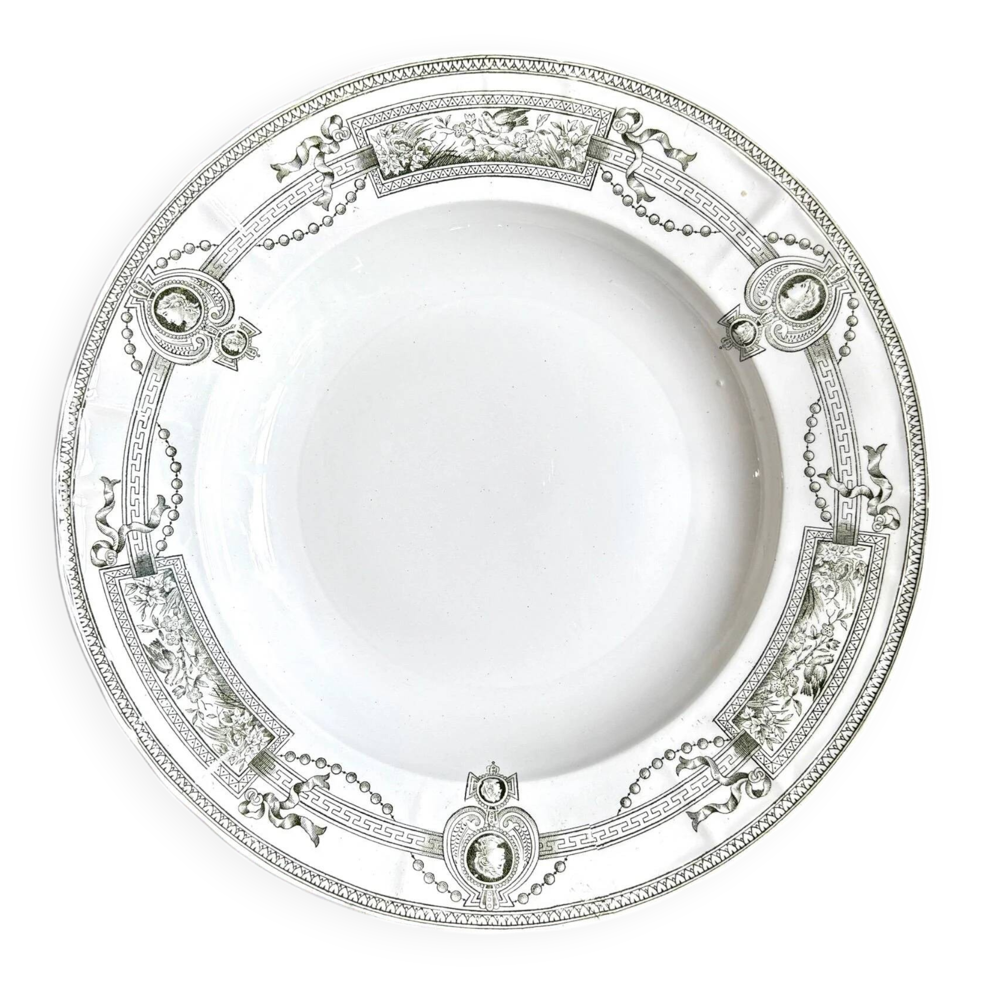 St Amand and Hamage ironstone deep plate, "Medallion" service