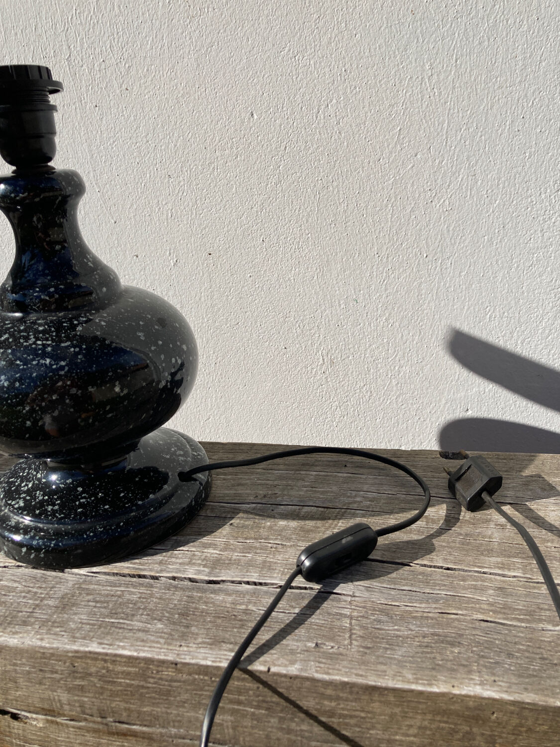 Black Memphis 80 speckled ceramic lamp base