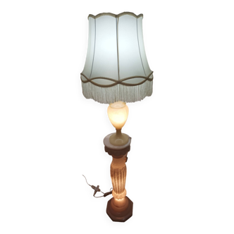 Lampe et colonne en albatre