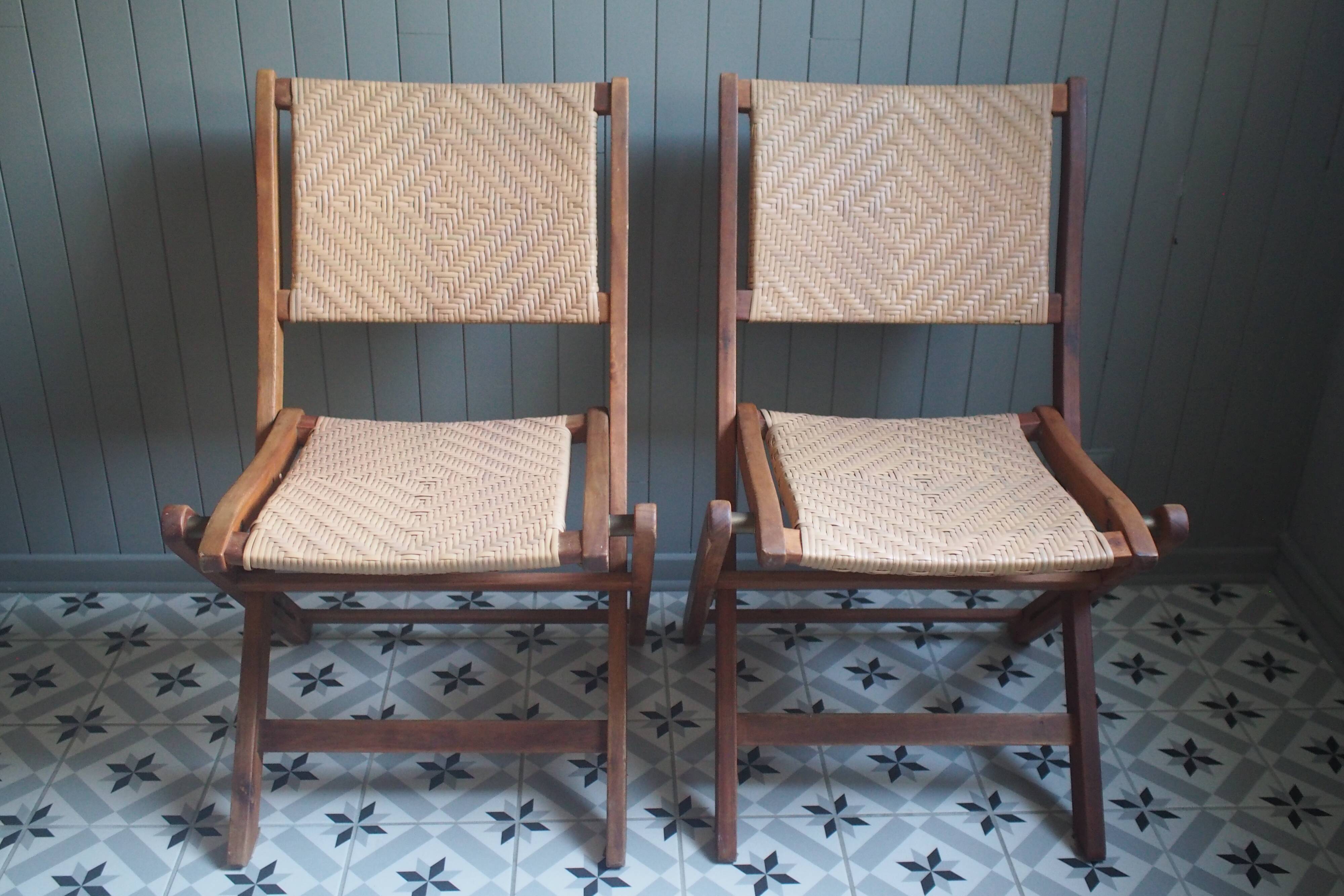 Folding chairs
