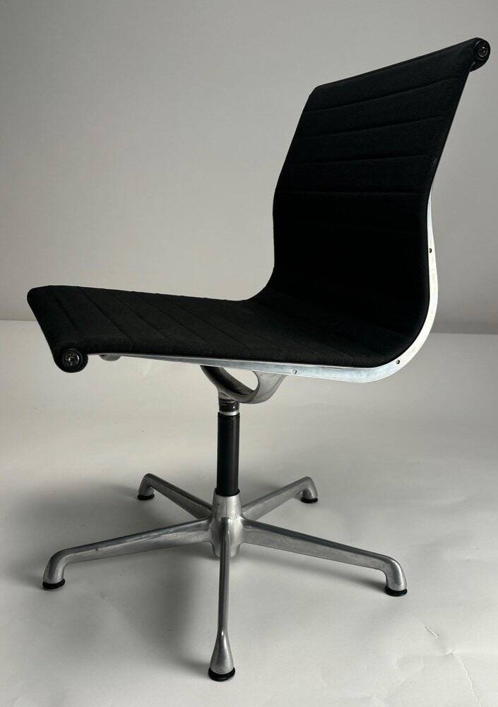 Model EA107 Desk Chair by Charles and Ray Eames for ICF De Padova, 1970s