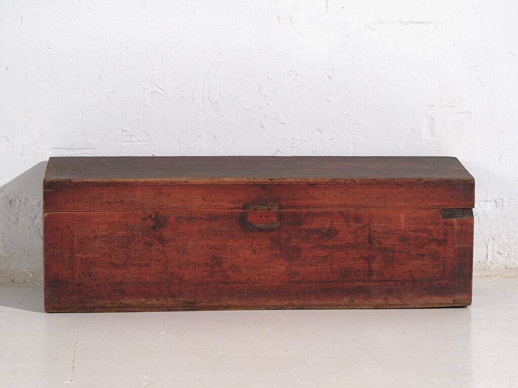 Ancient Chinese chest in red garnet (c.1900) #11