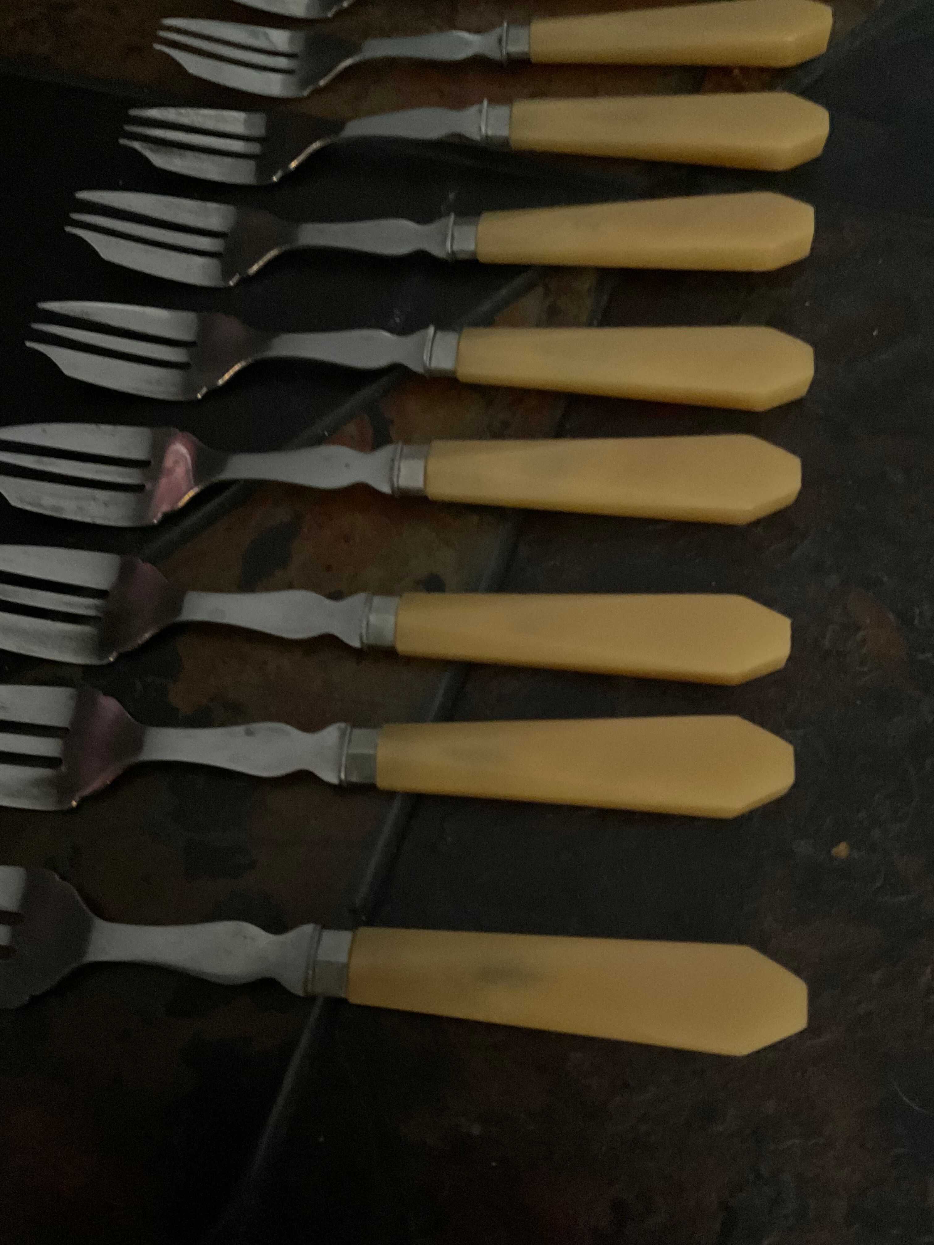 12 .vintage dessert forks