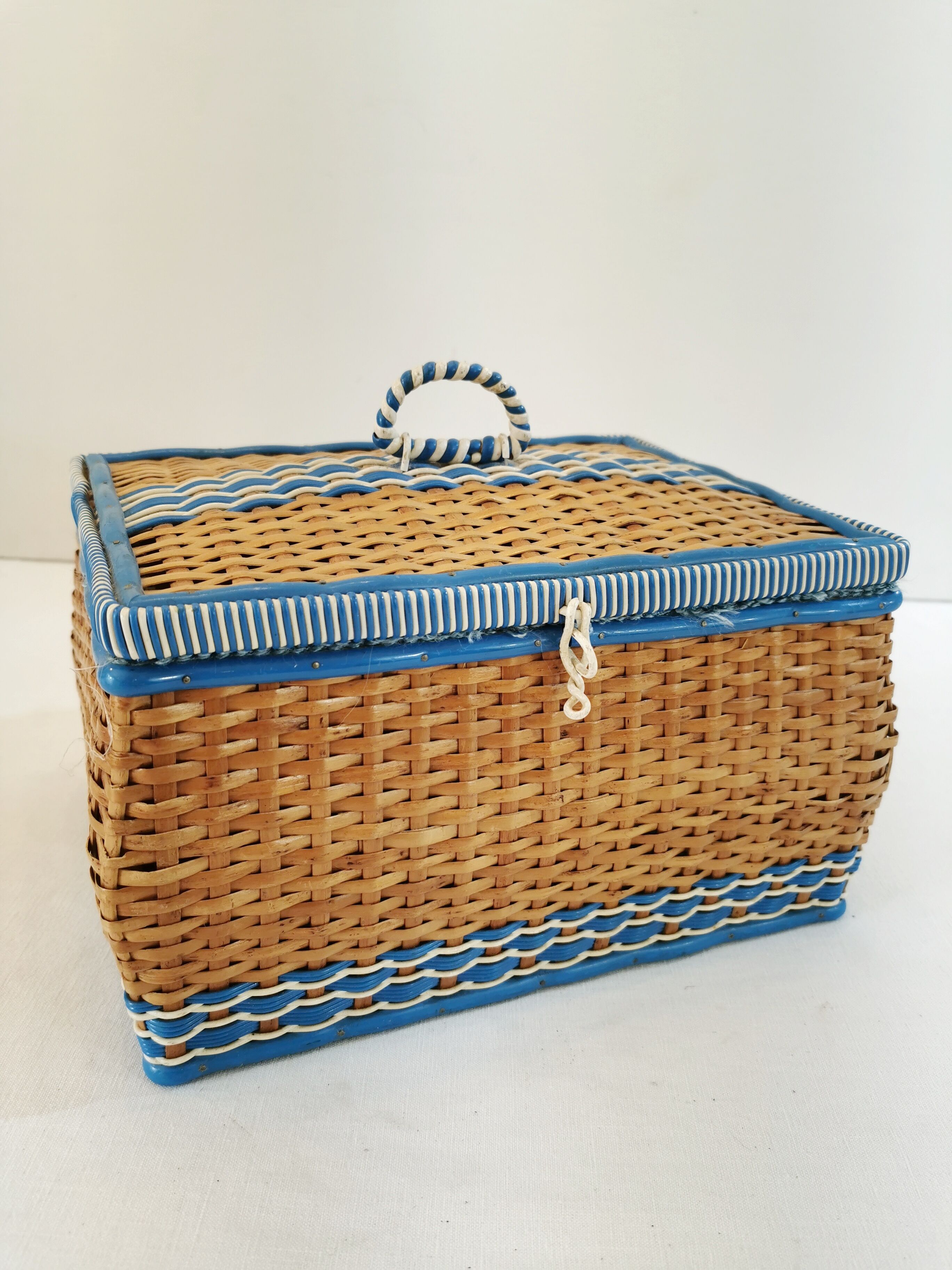 Sewing basket