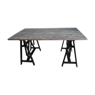 Industrial table