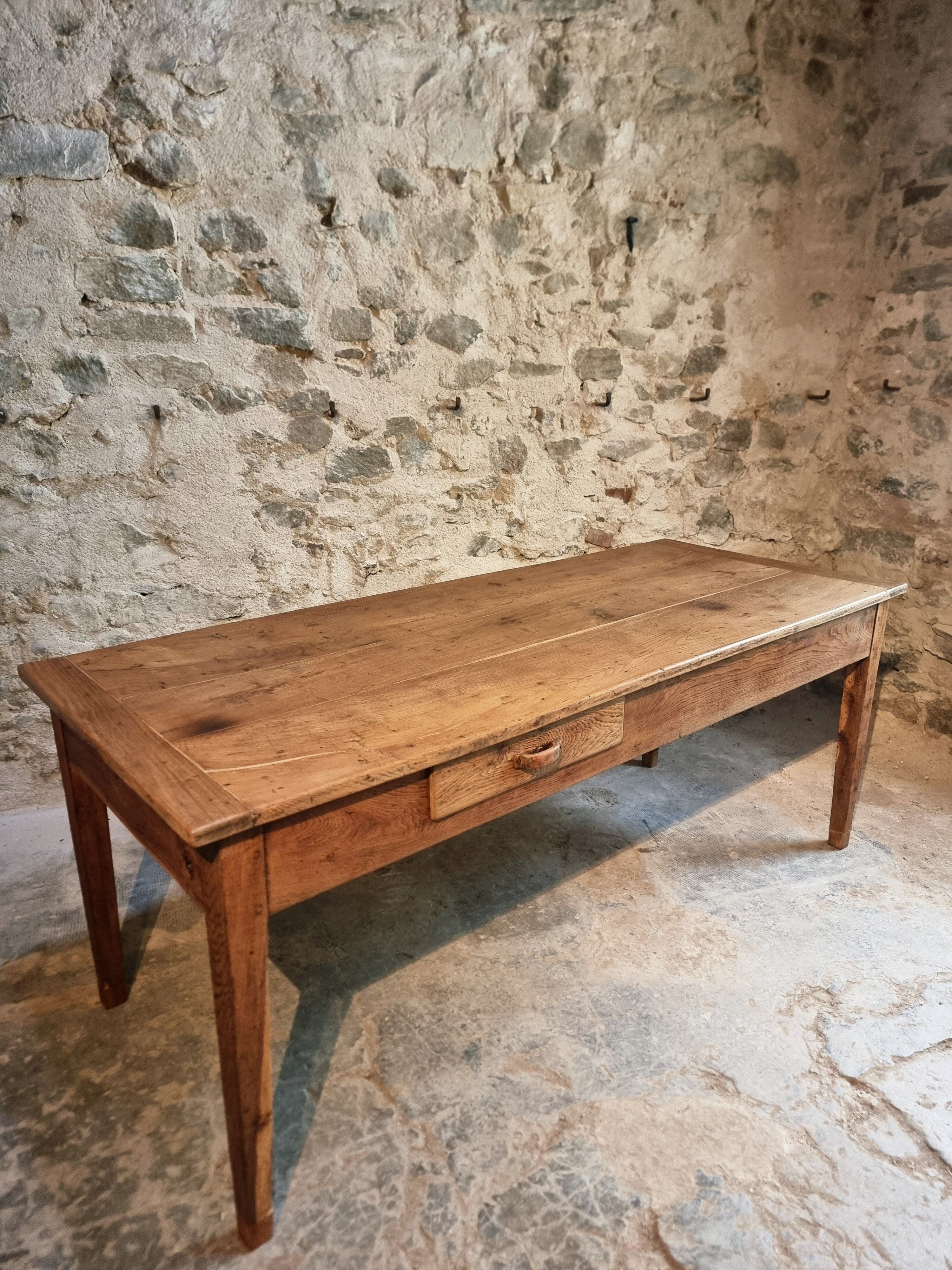 Old oak farmhouse table, dining table, Auvergne, circa 1750–1800
