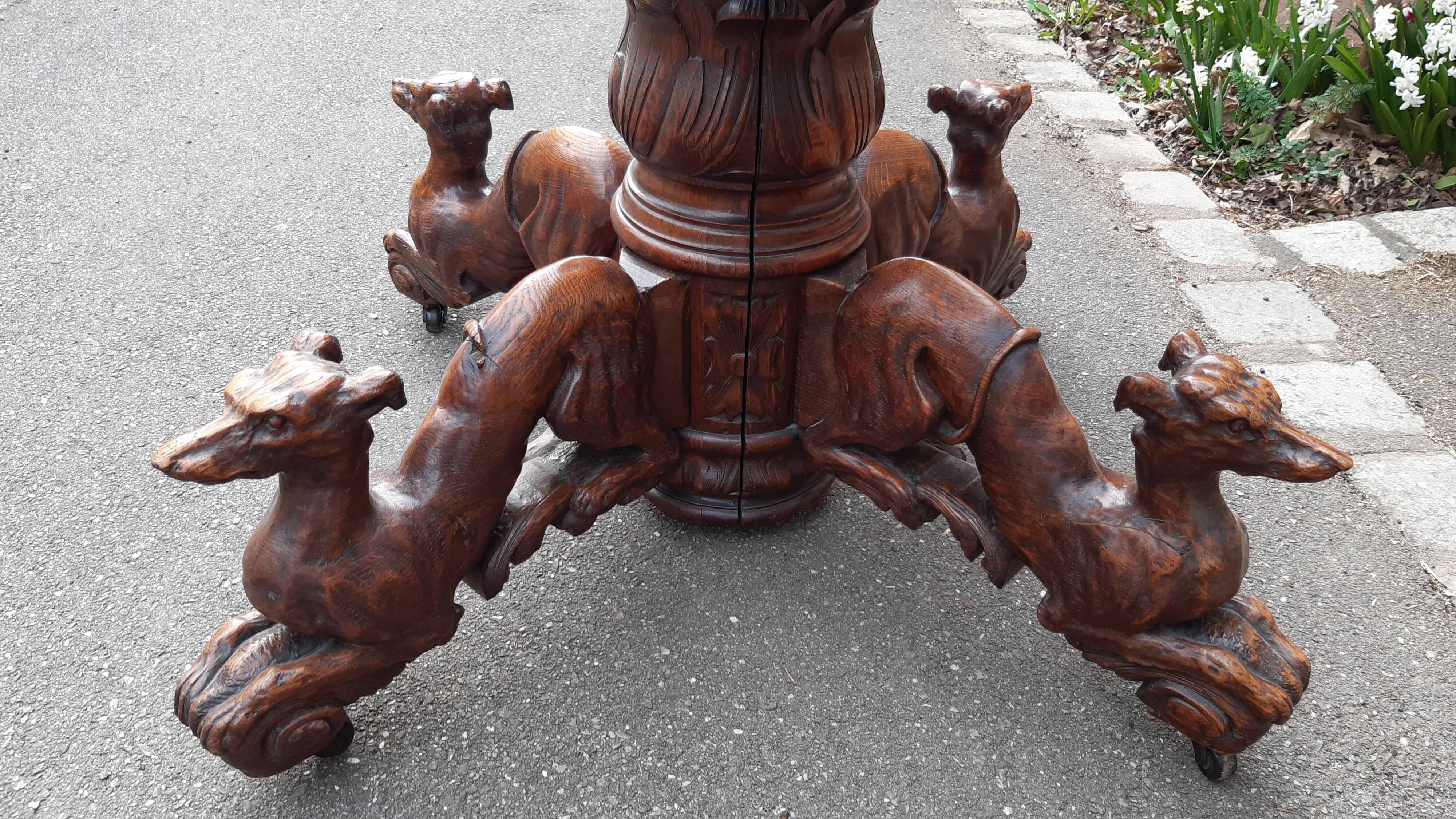 Round table "hunting scene" early twentieth century