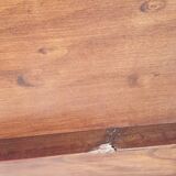 Walnut chest of drawers