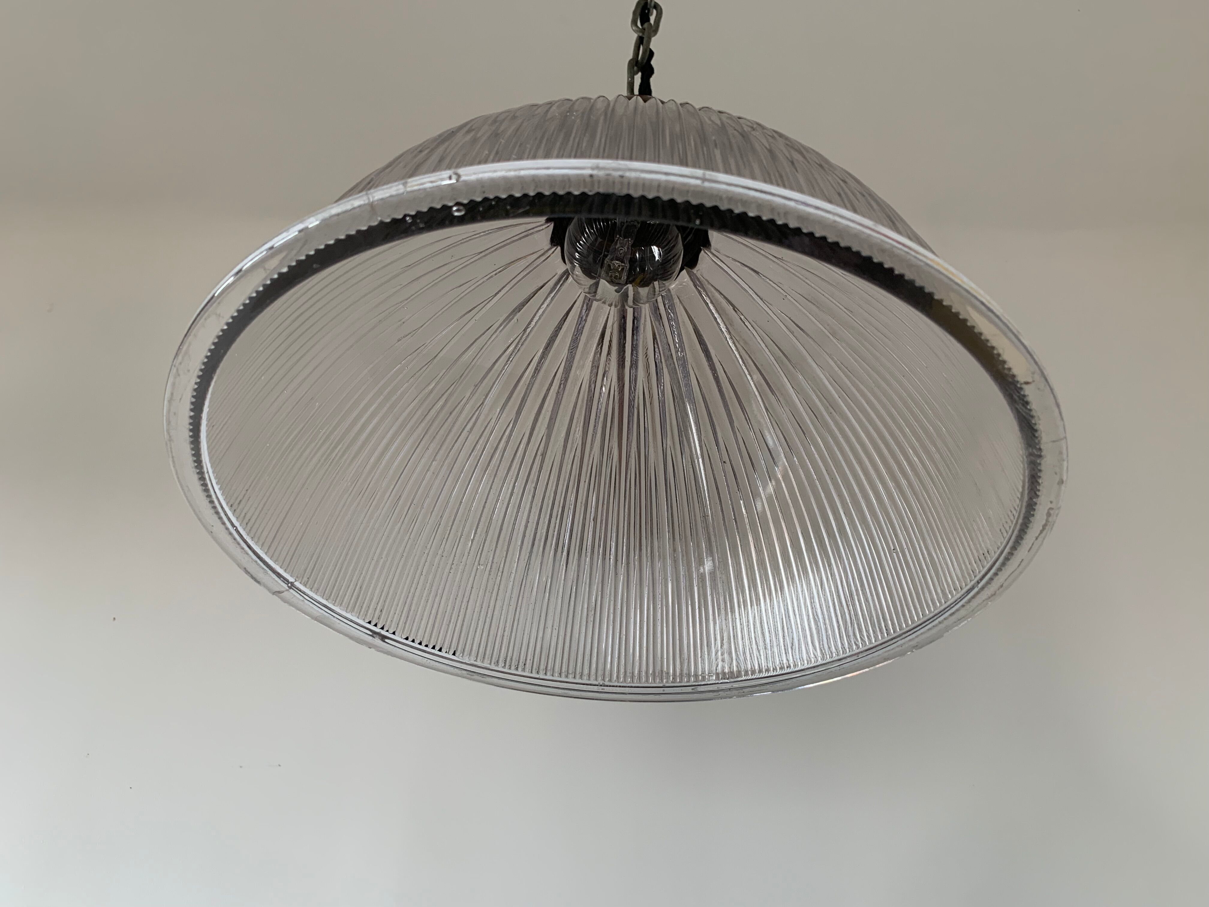 Suspension holophane ancienne