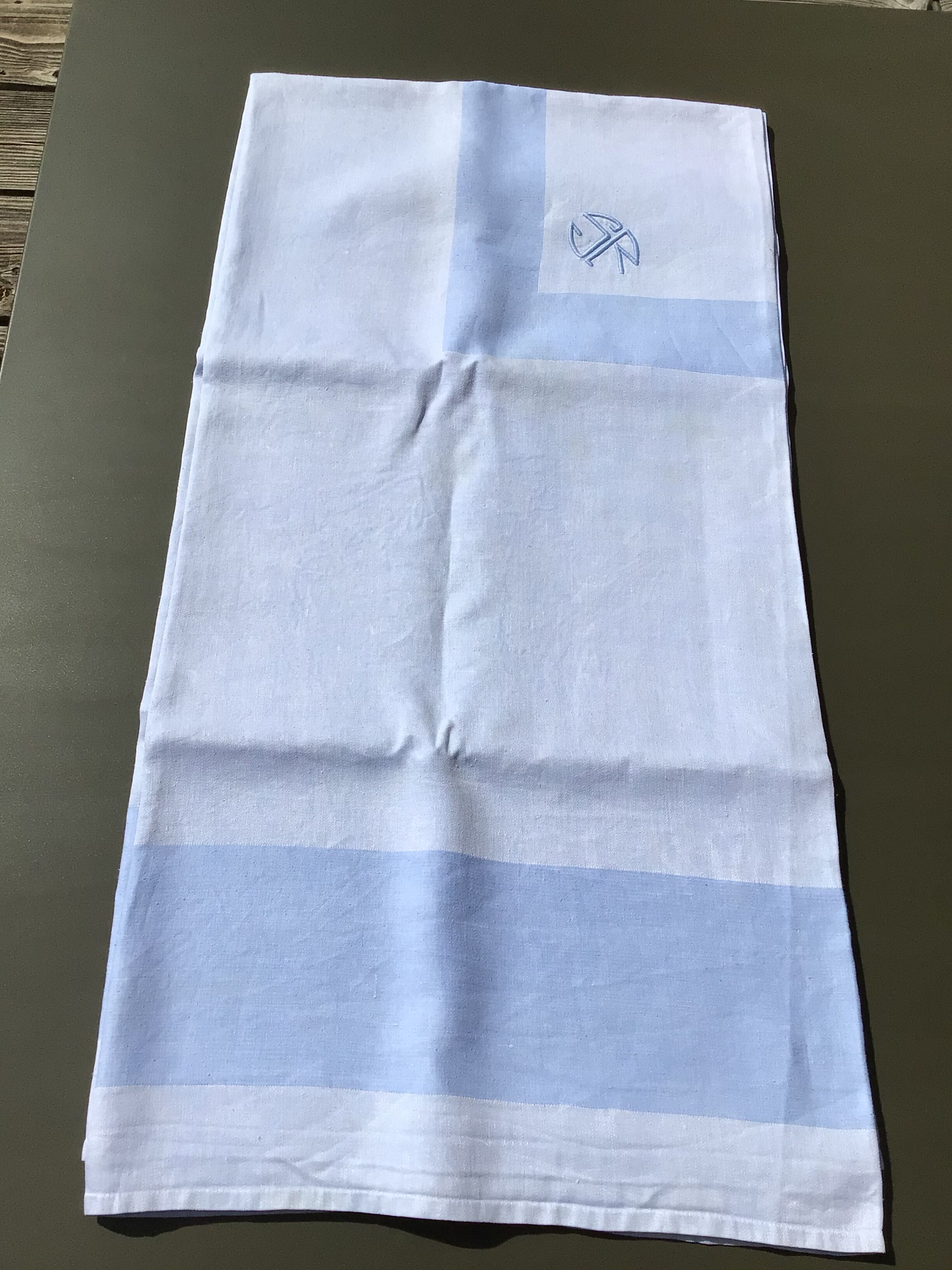 Hand embroidered SR square sheet 174cm