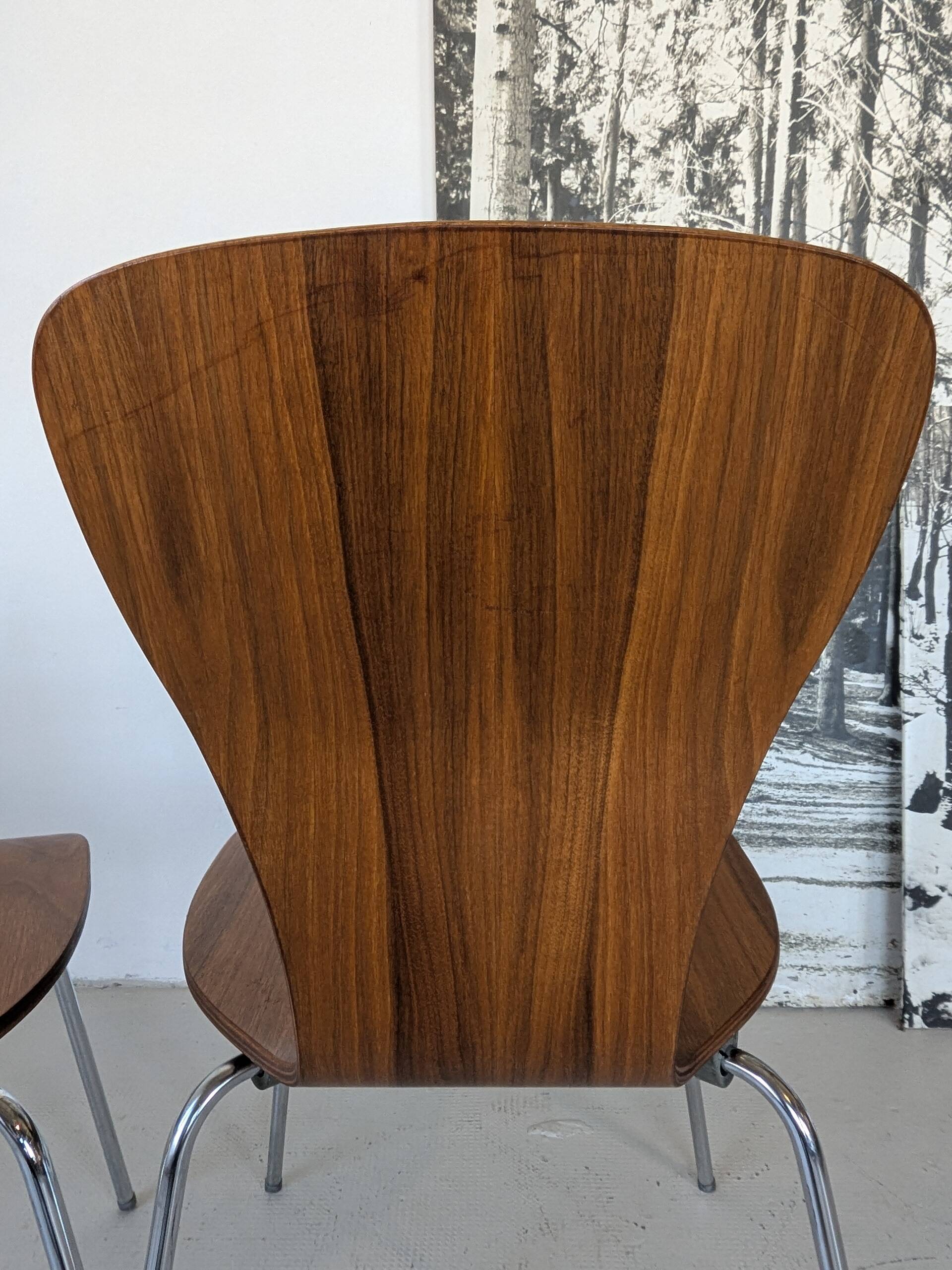 Paire de chaises de Tapio Wirkkala pour Asko, noyer