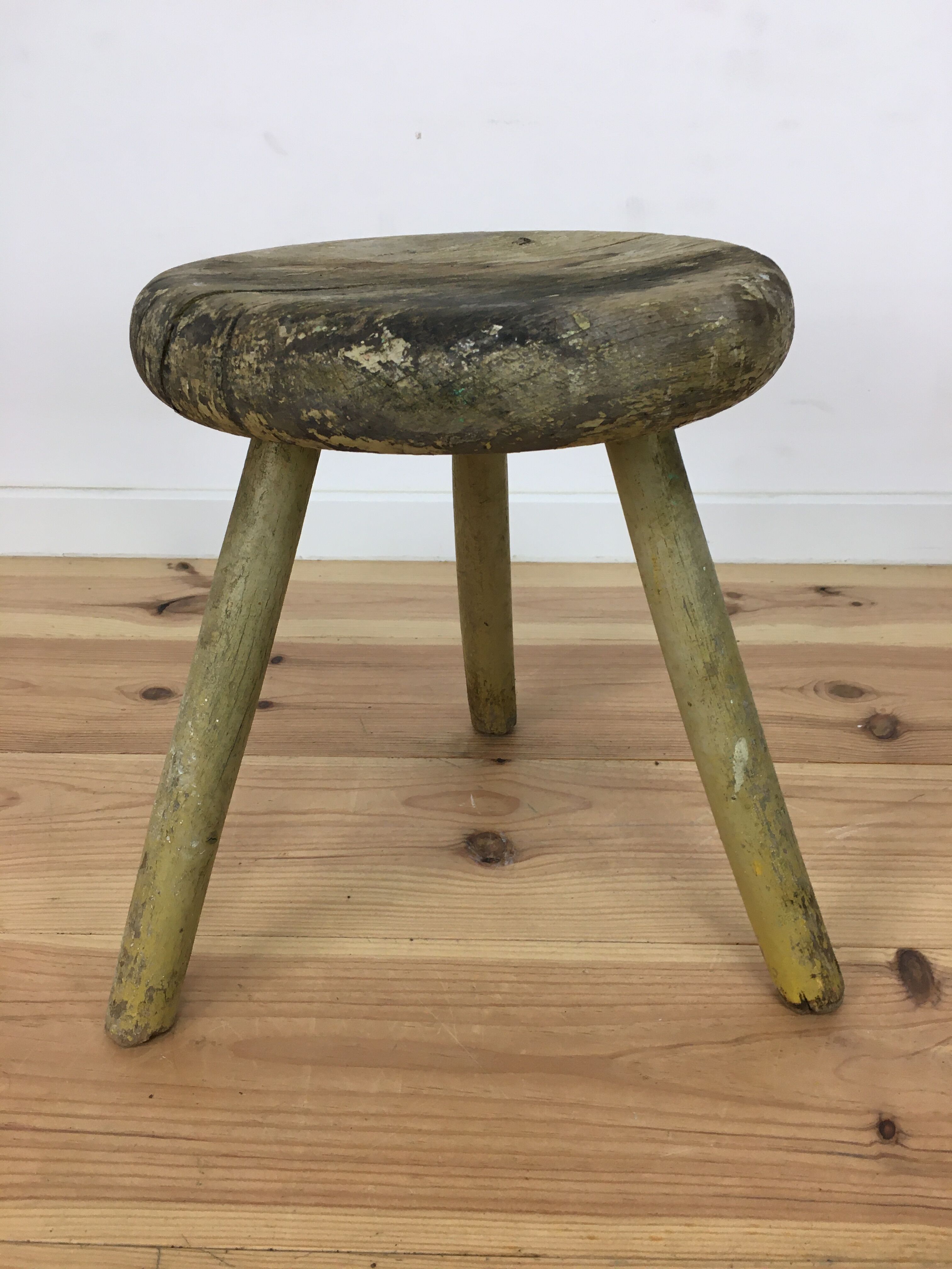 Tabouret berger tripode, bois