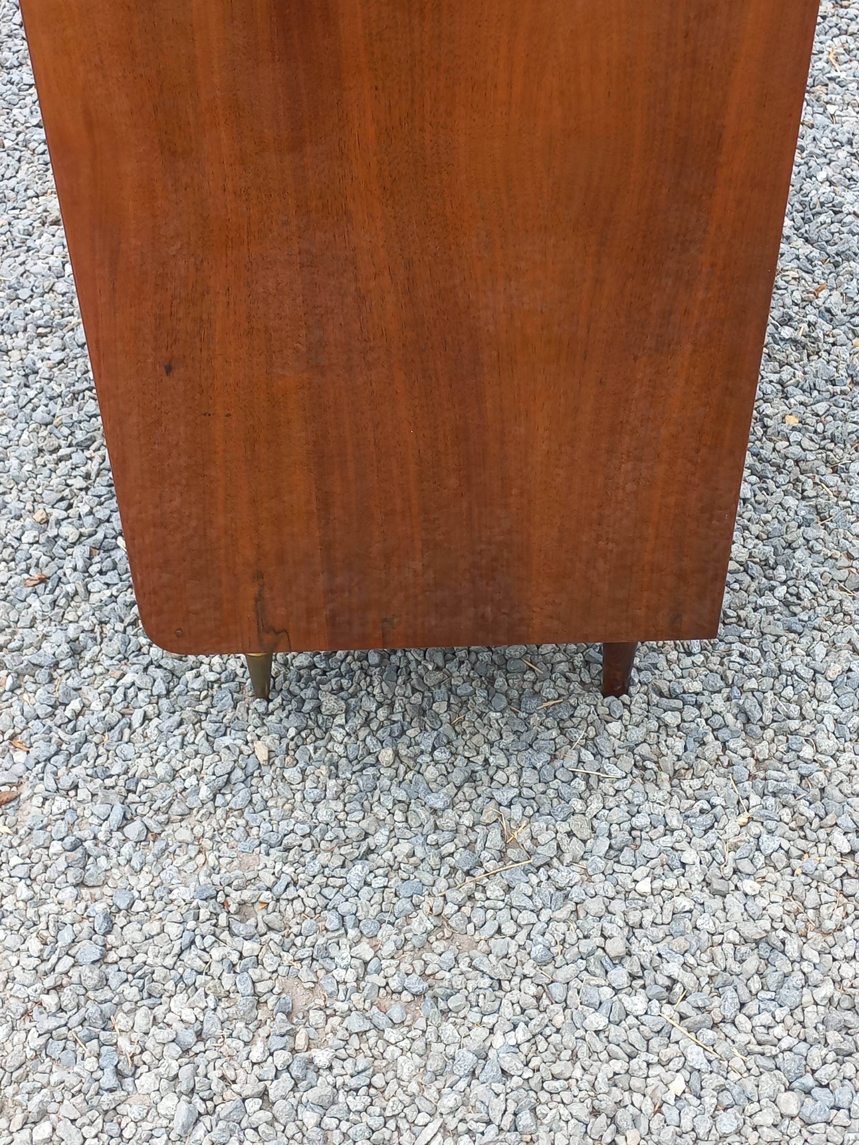 Vintage walnut varnished chest of drawers with 4 drawers from the 1960s.