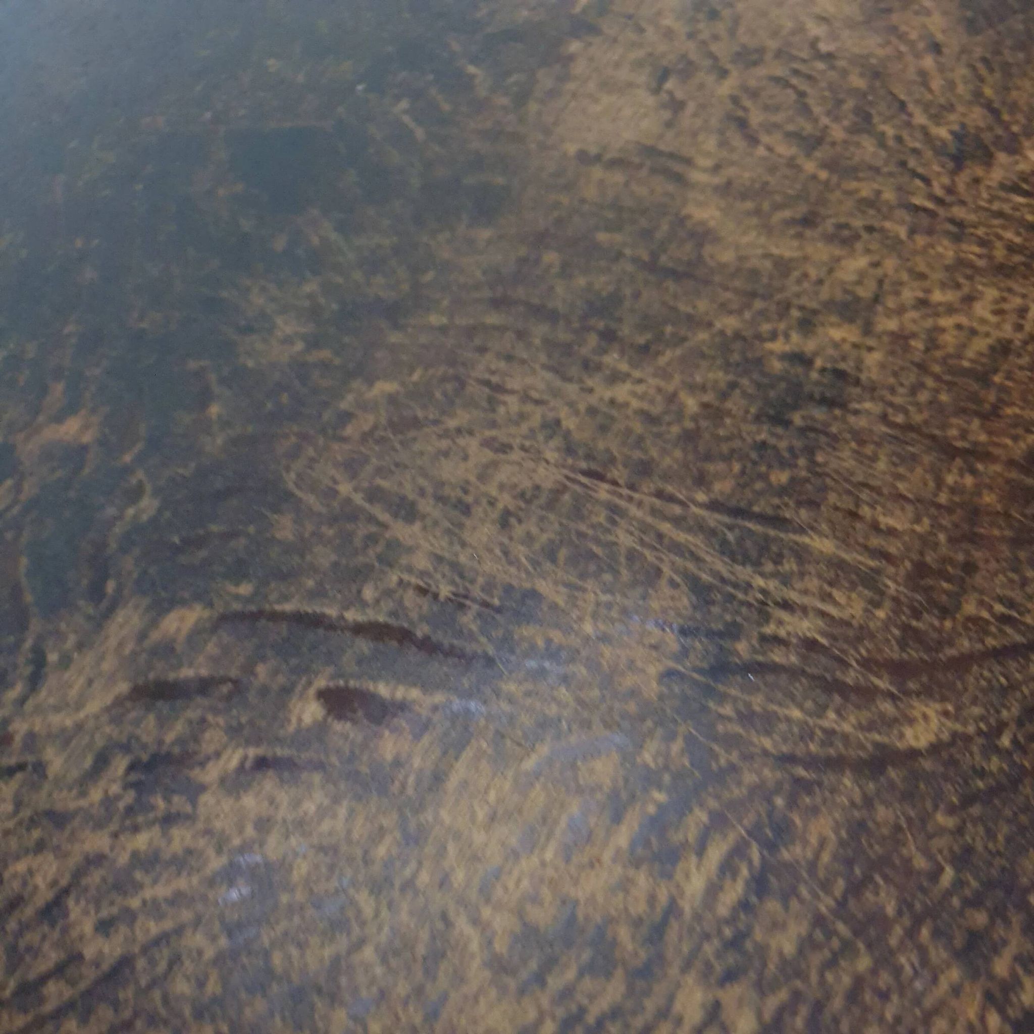 Particularly cool English chest of drawers. Dated (Charles 2 era). Made of solid oak with beautiful patina.