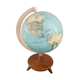 Ancien globe terrestre