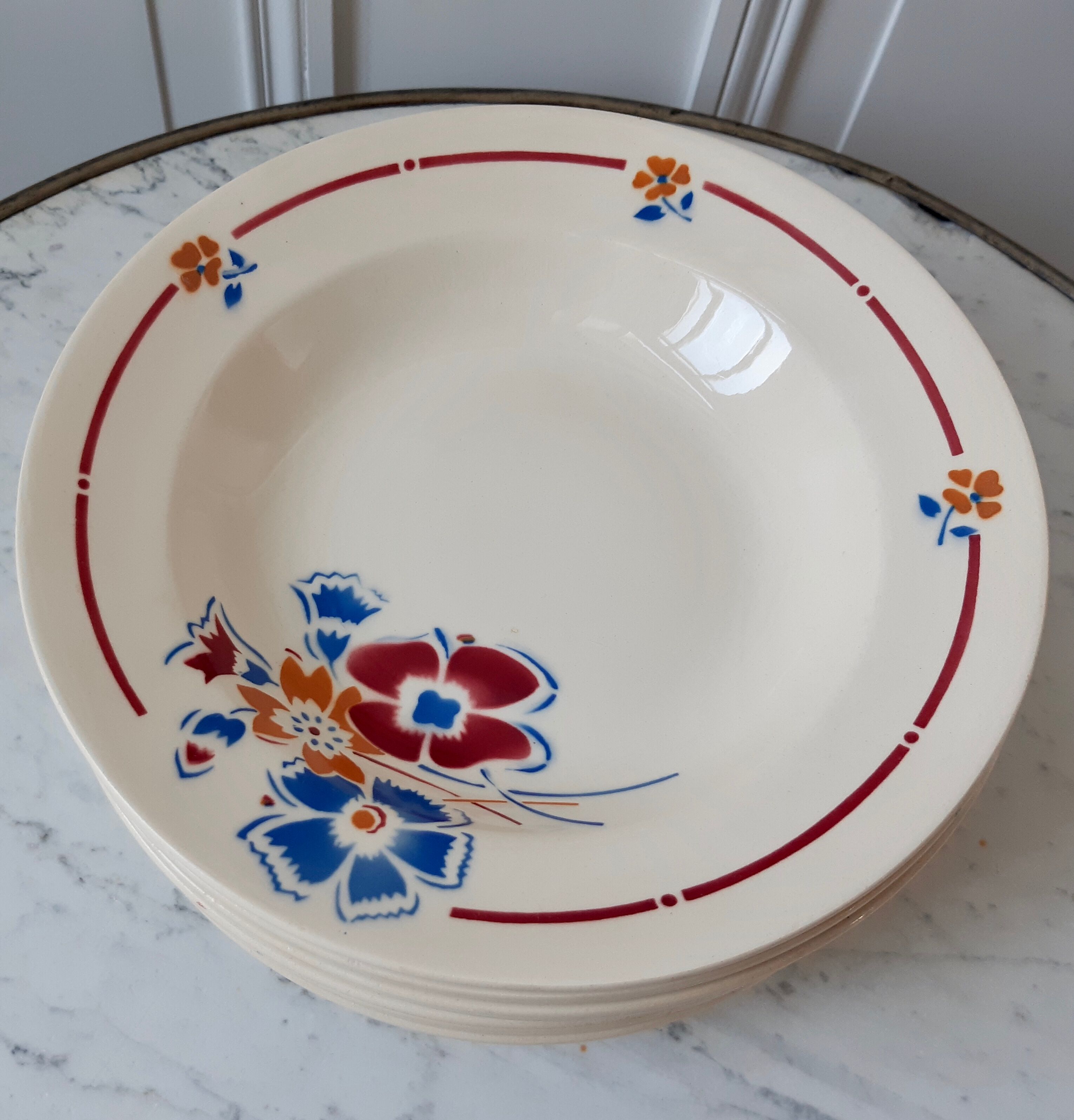 Lot of 6/12 hollow plates Saint Amand model Valentin