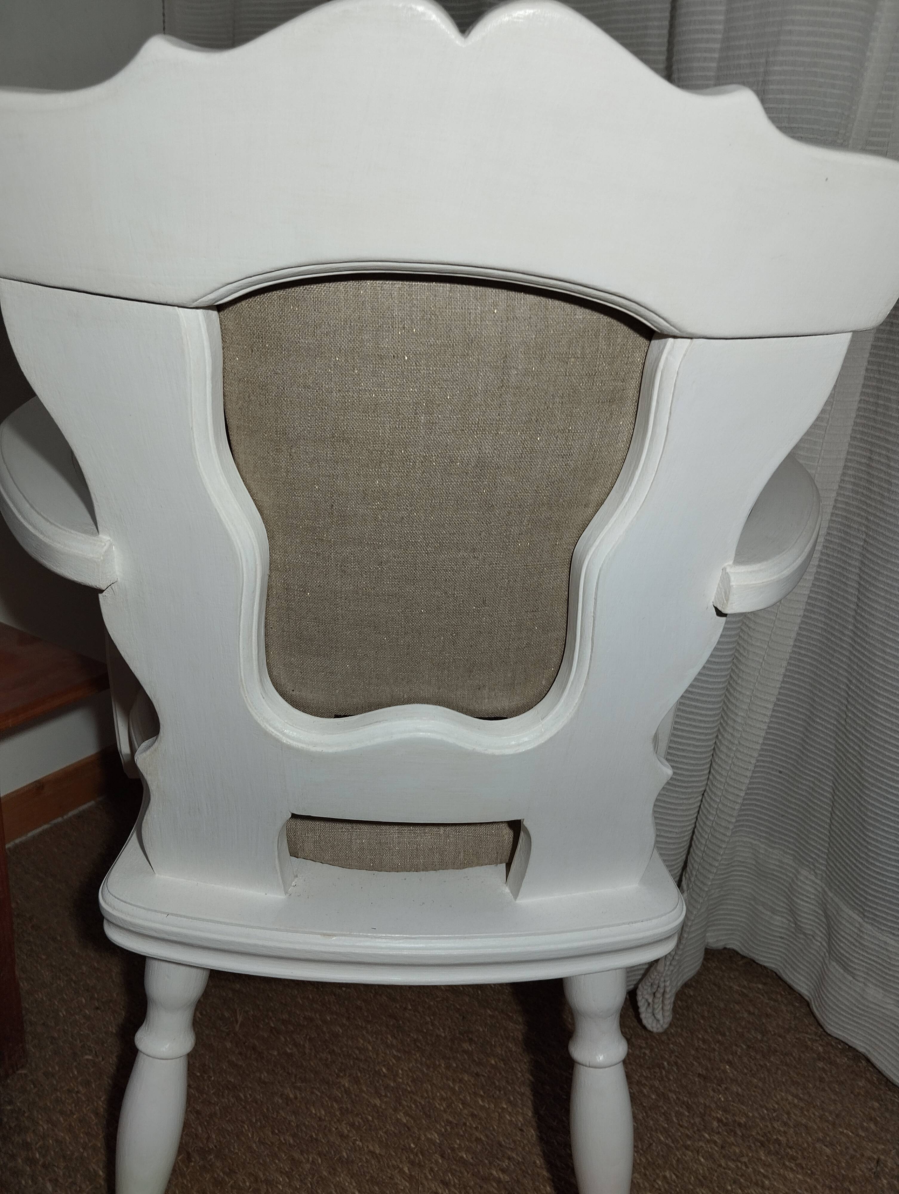 Fauteuil romantique rénové – Chêne massif, blanc satiné & lin naturel