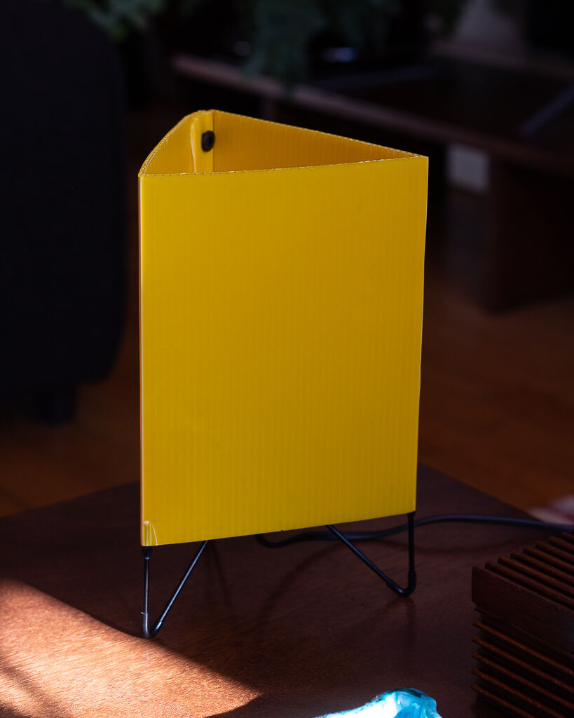 Honeycomb polypropylene tripod lamp Ikea 80s