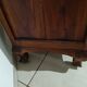 Mahogany column showcase, 1 glass door, 1 drawer, 5 wooden shelves