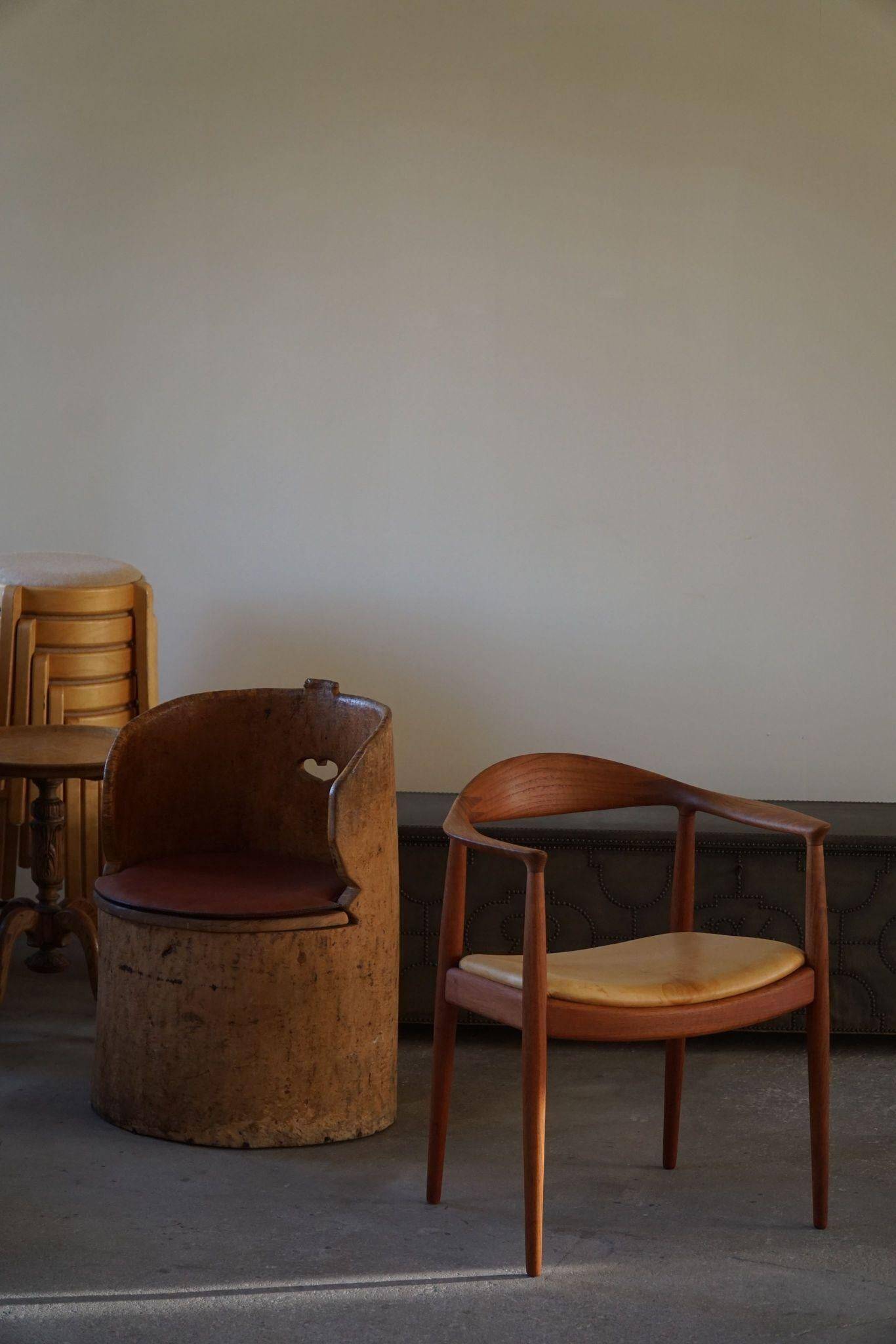 Hans J. Wegner, Teak and leather armchair, model "The Chair" JH501, 1950s