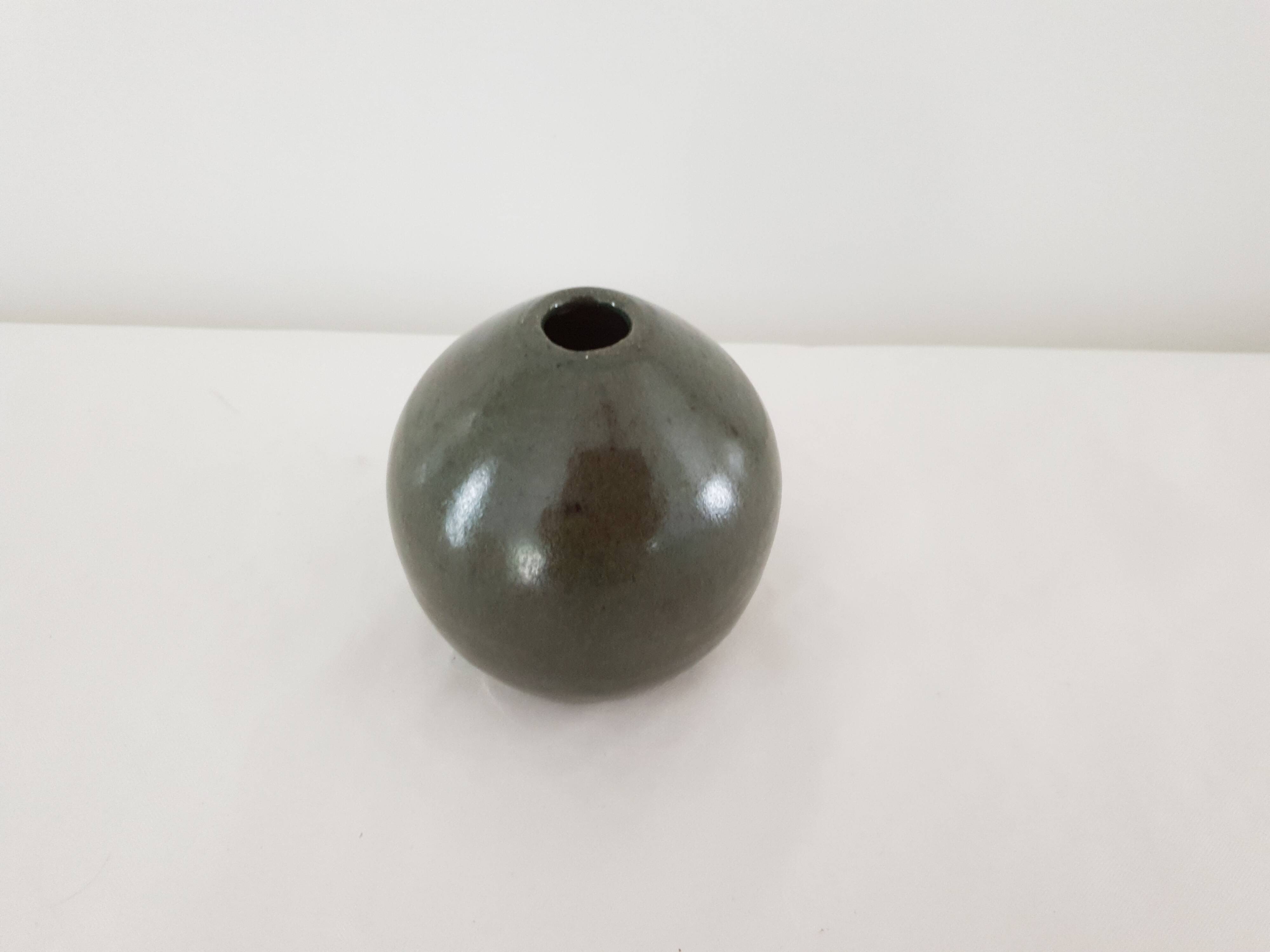 Ovoid soliflore vase in glazed ceramic Signed (Signature to be identified)