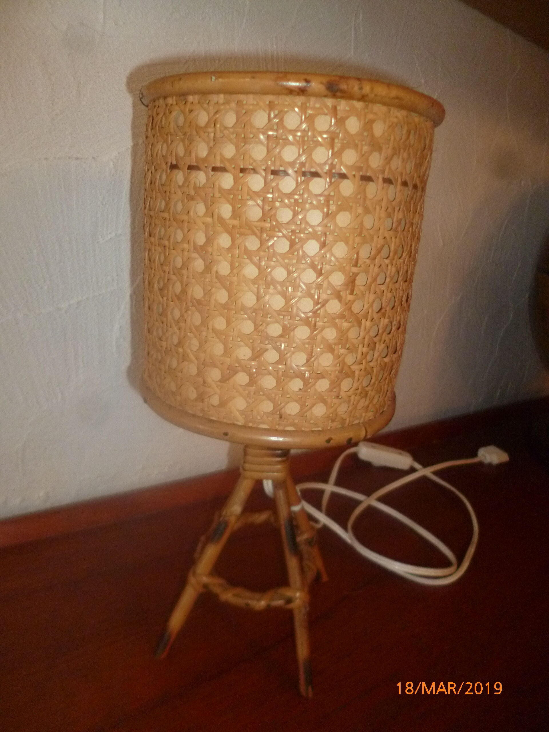 Wicker rattan bedside lamp 1960
