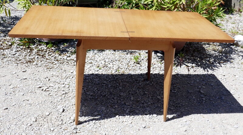 Vintage wallet table in blond oak