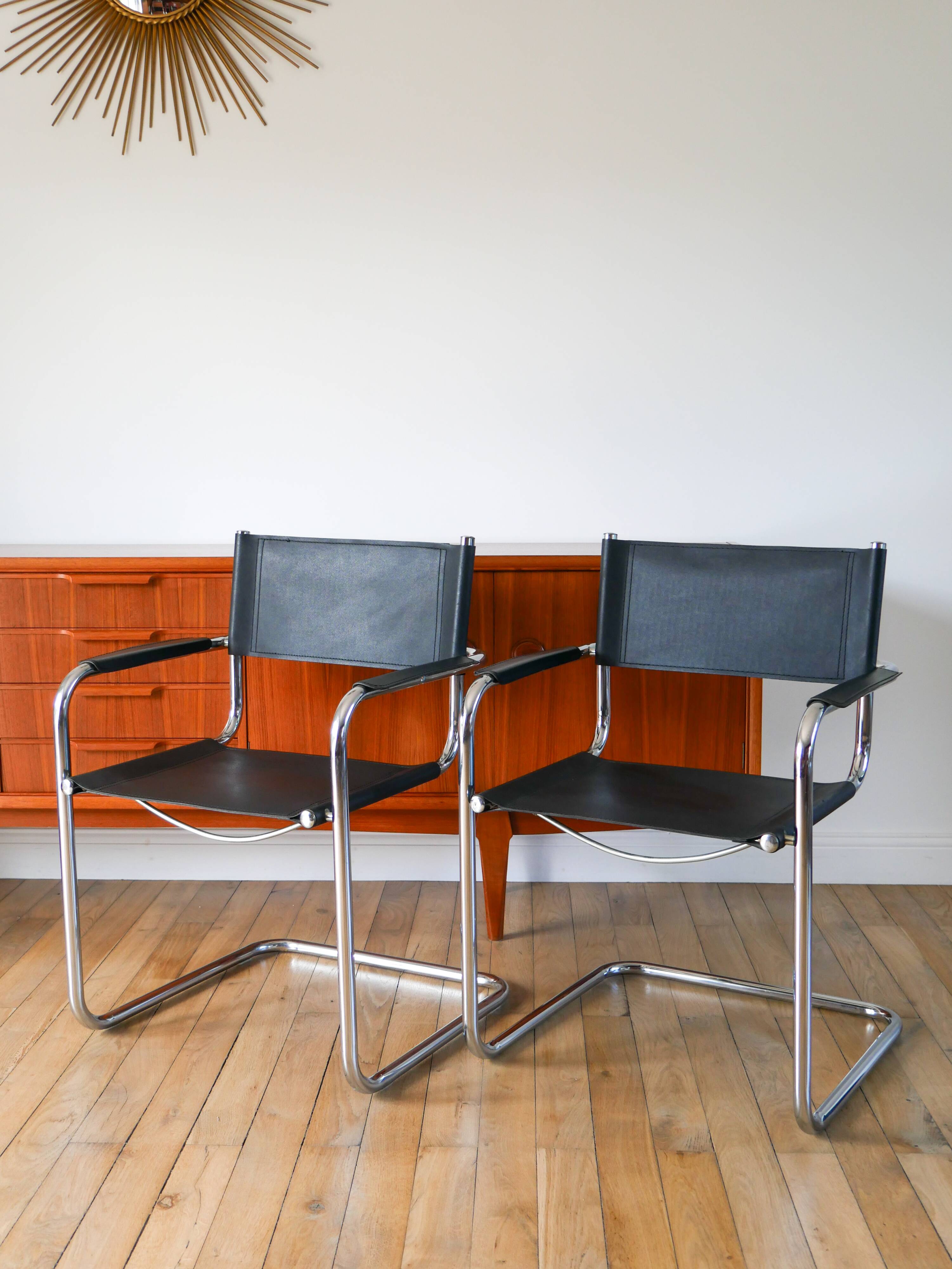 Ensemble de 4 fauteuils tubulaires en croute de cuir Cantilever chrome et Noir, dans le goût de Mart Stam, 1970