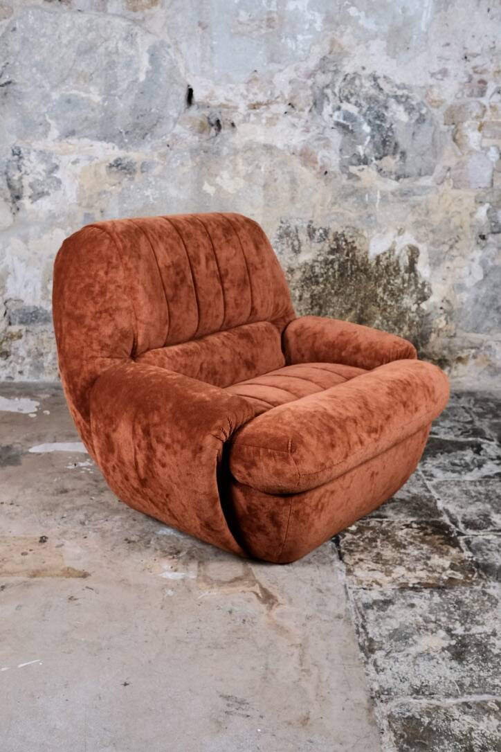 Pair of squirrel velvet armchairs, France, 1970s