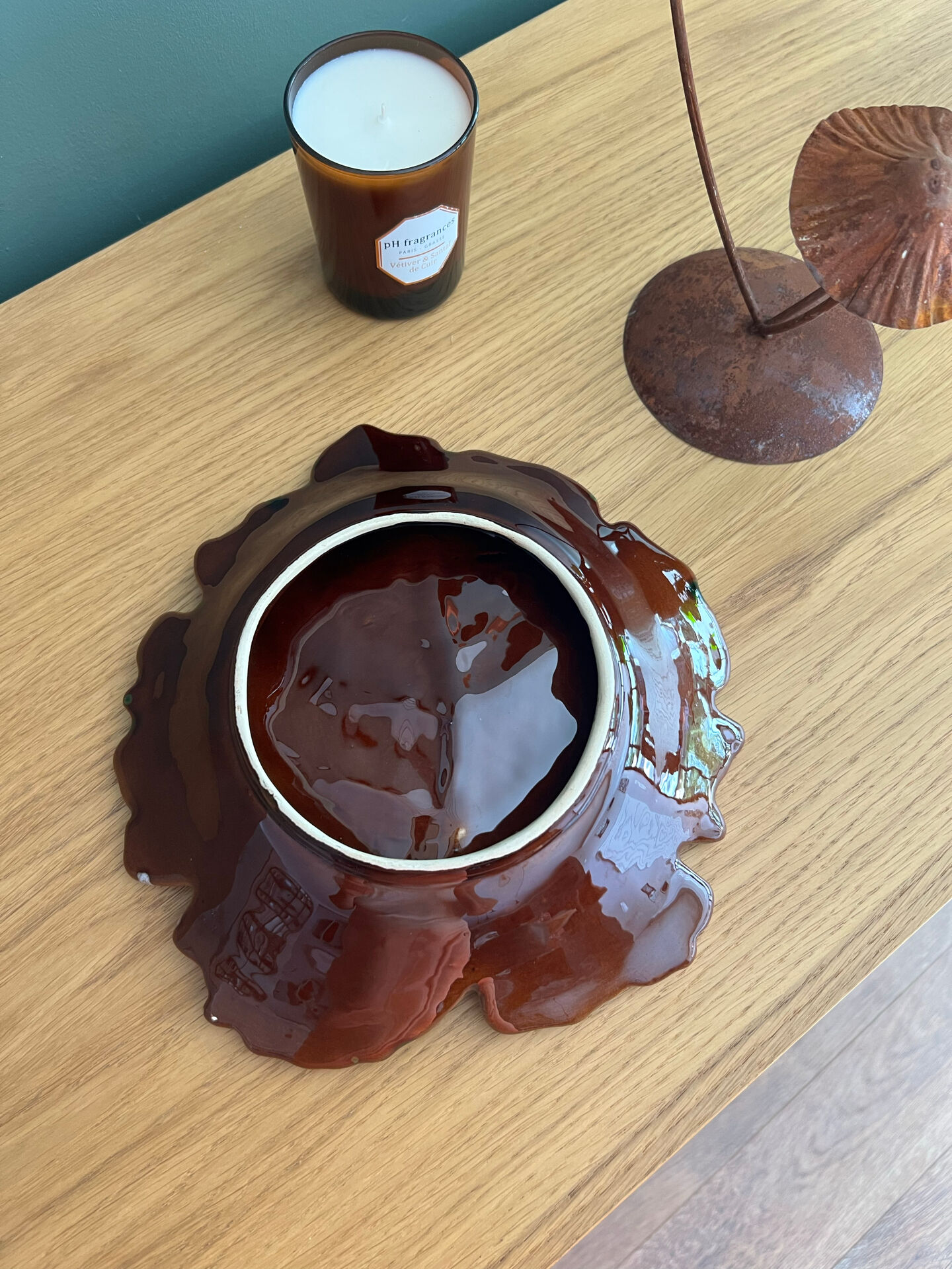 Autumn leaf tray
