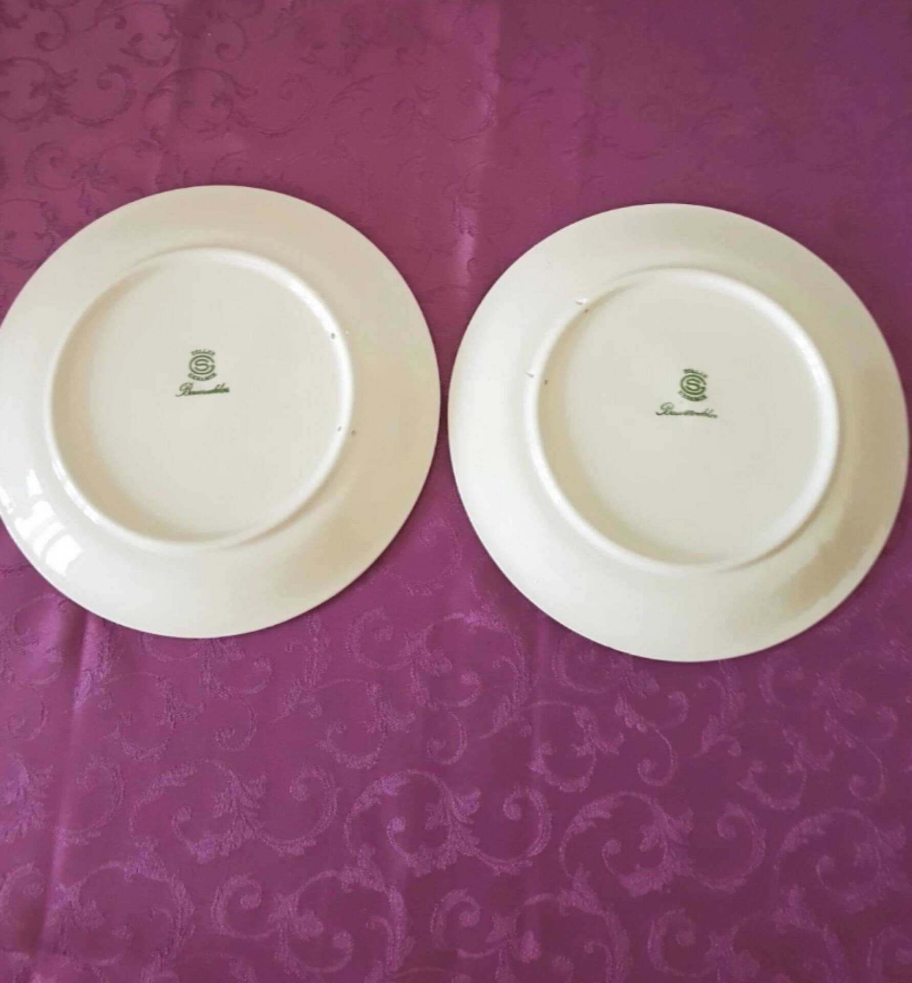 Pair of flat plates, Keller Keramik