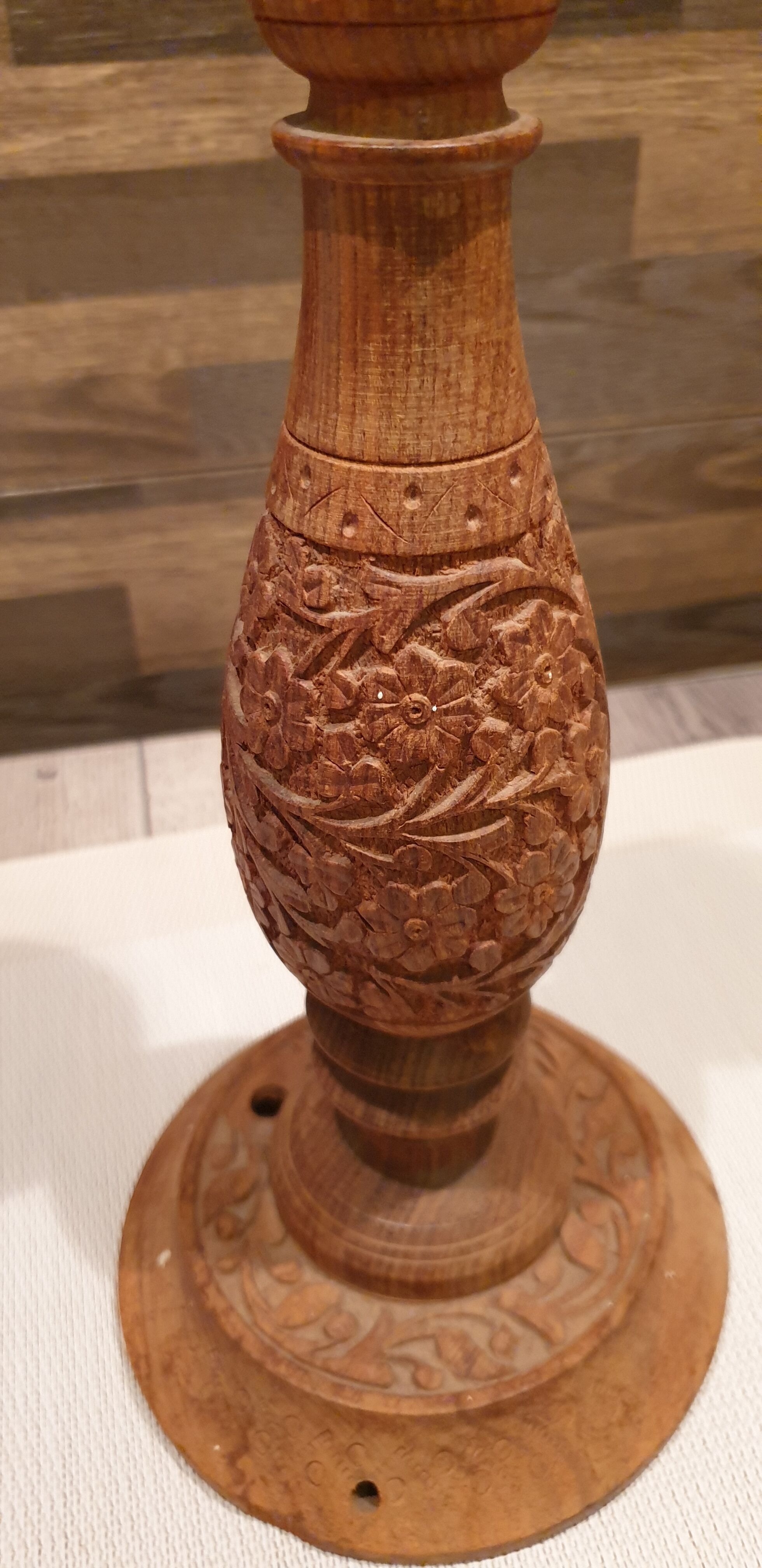Indian rosewood lamp foot