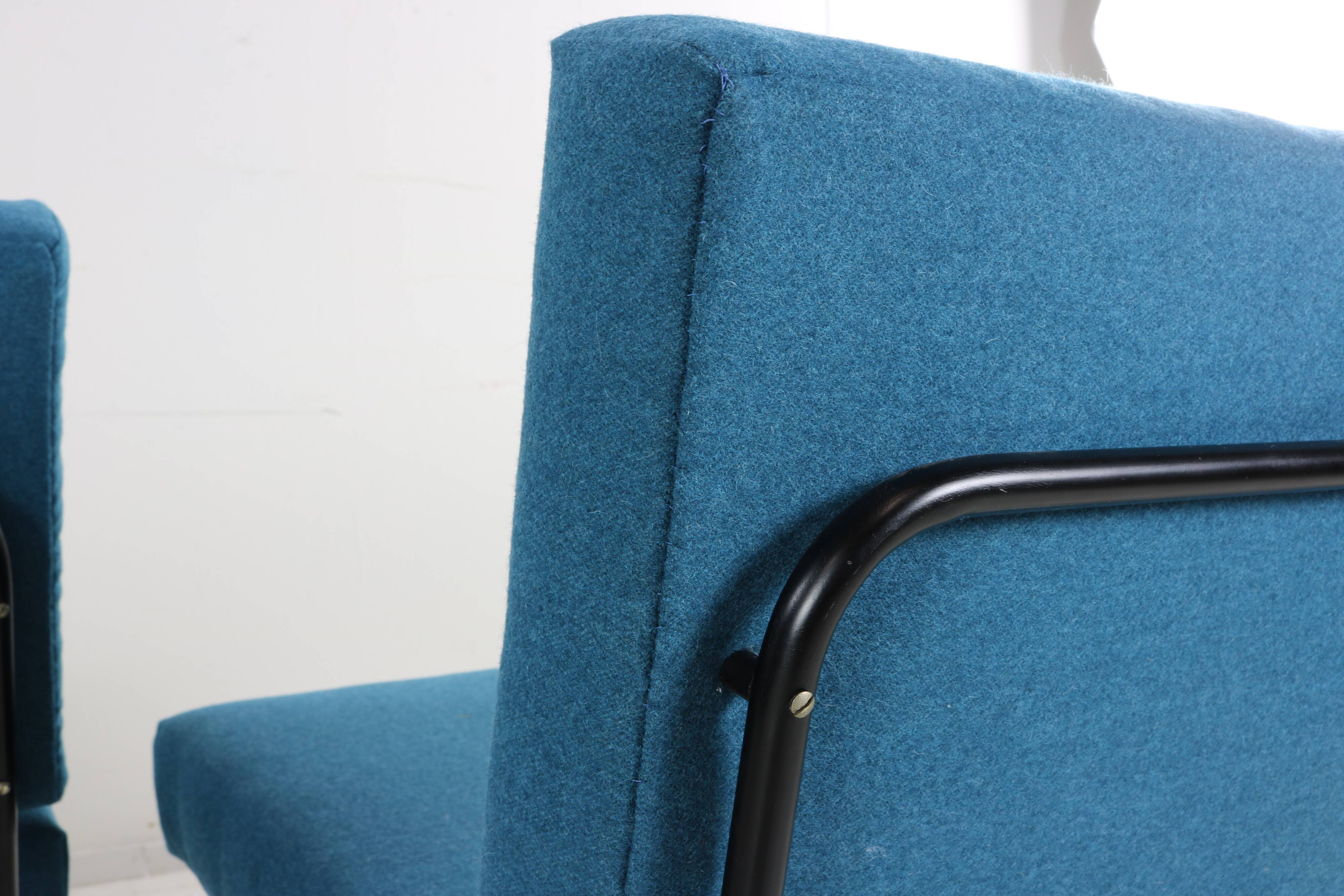 Set of three model 31 easy chairs by Florence Knoll